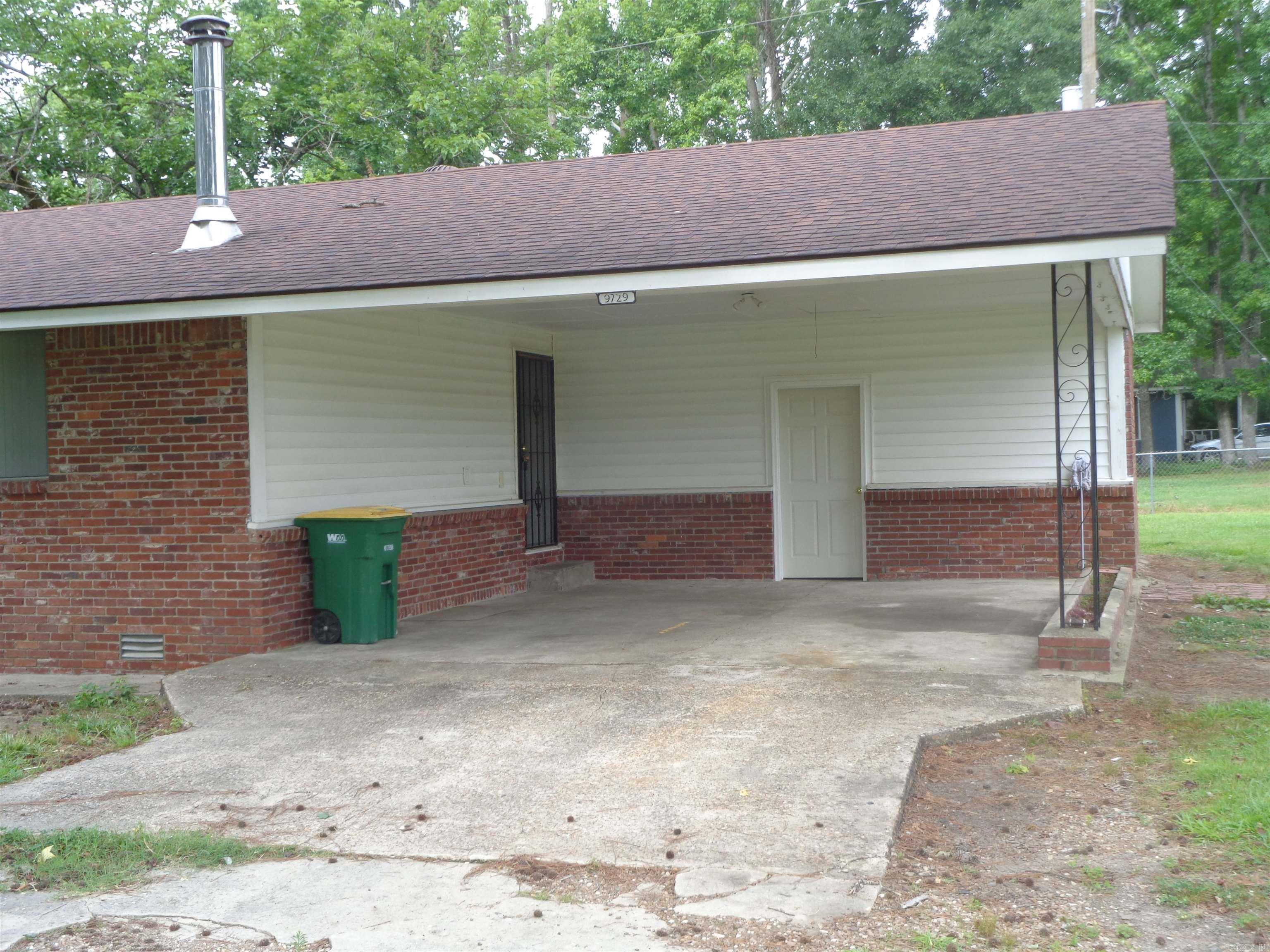 9729 Lanehart Road Property Photo 3