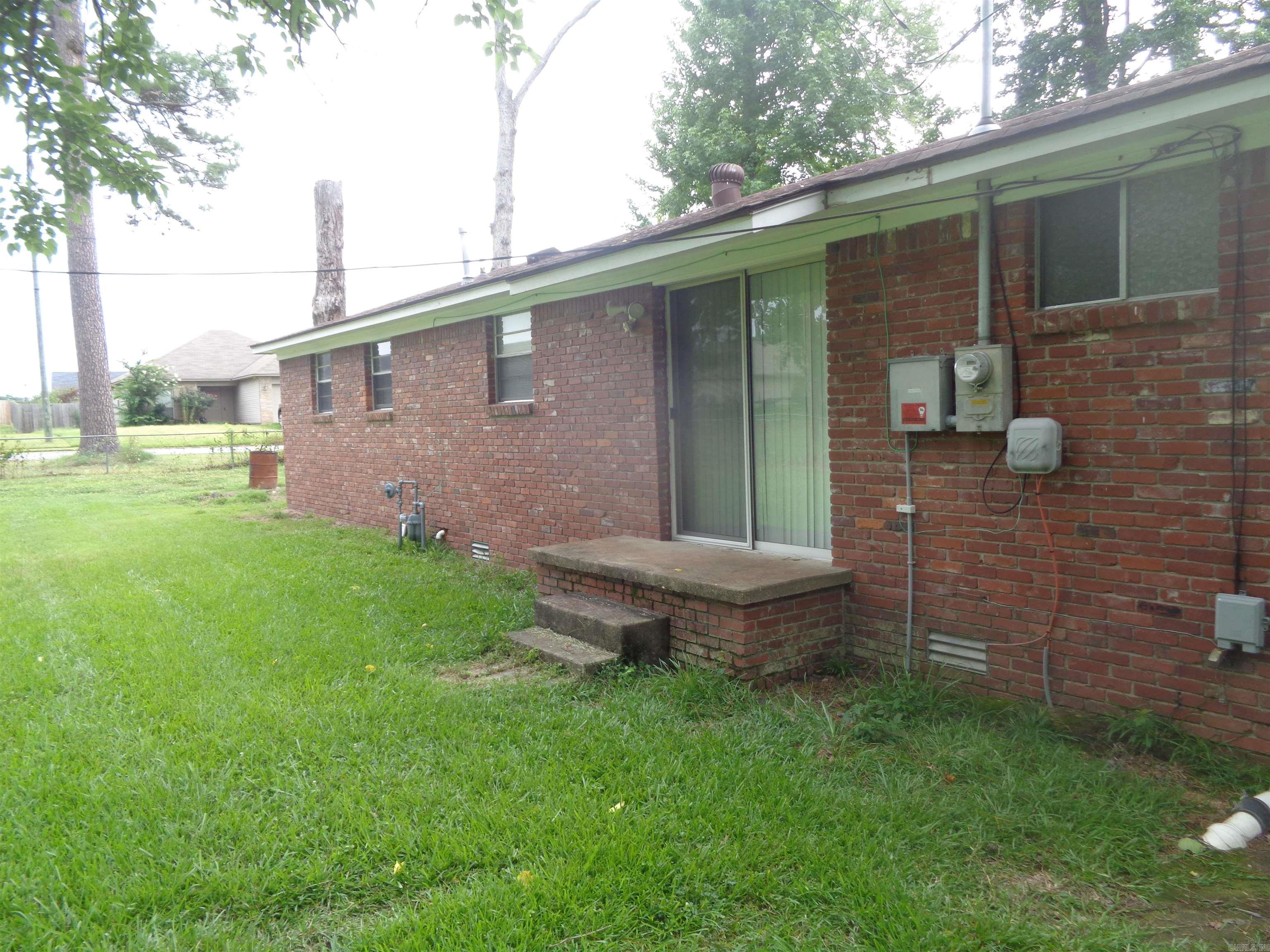 9729 Lanehart Road Property Photo 8