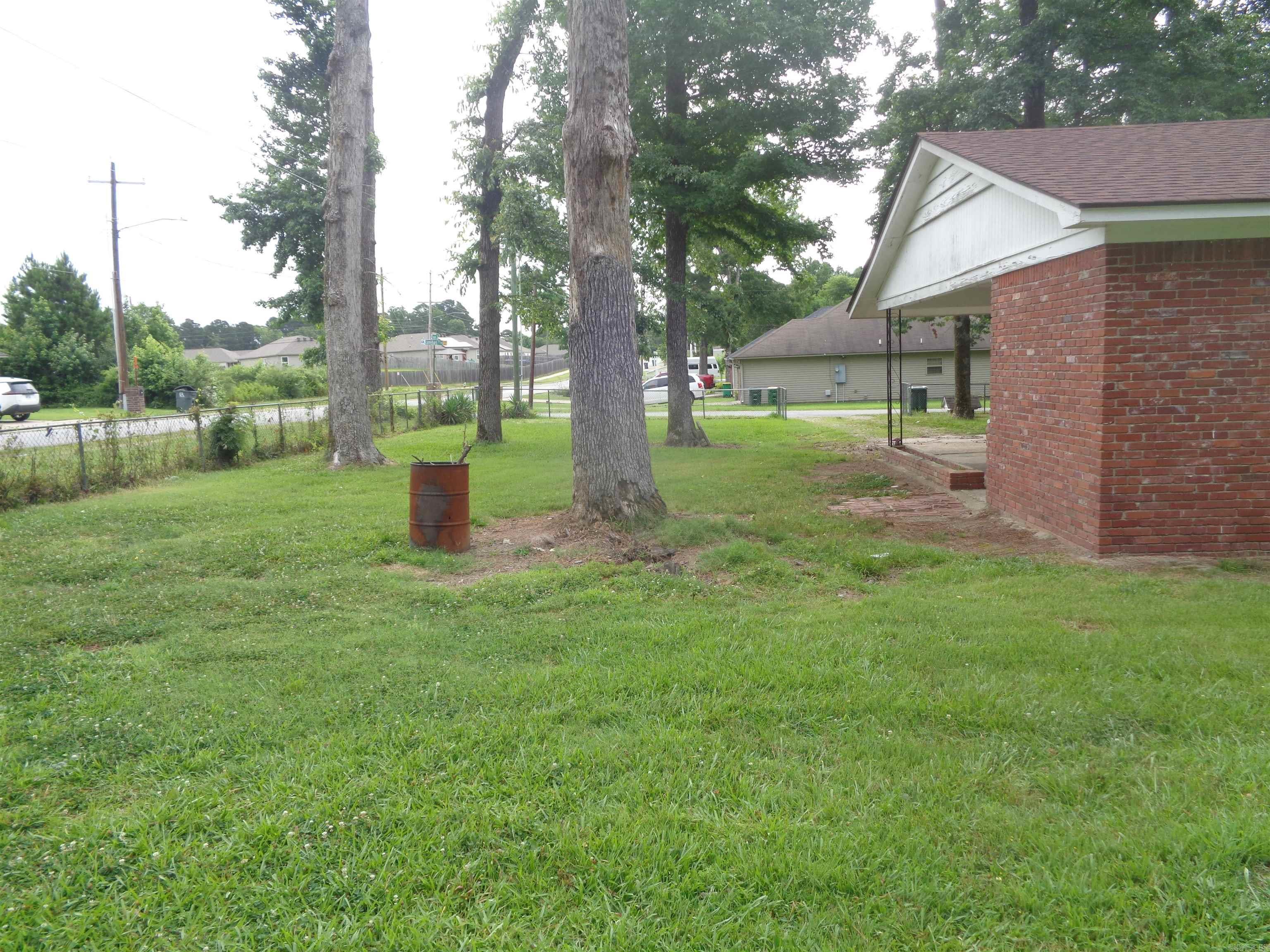 9729 Lanehart Road Property Photo 10