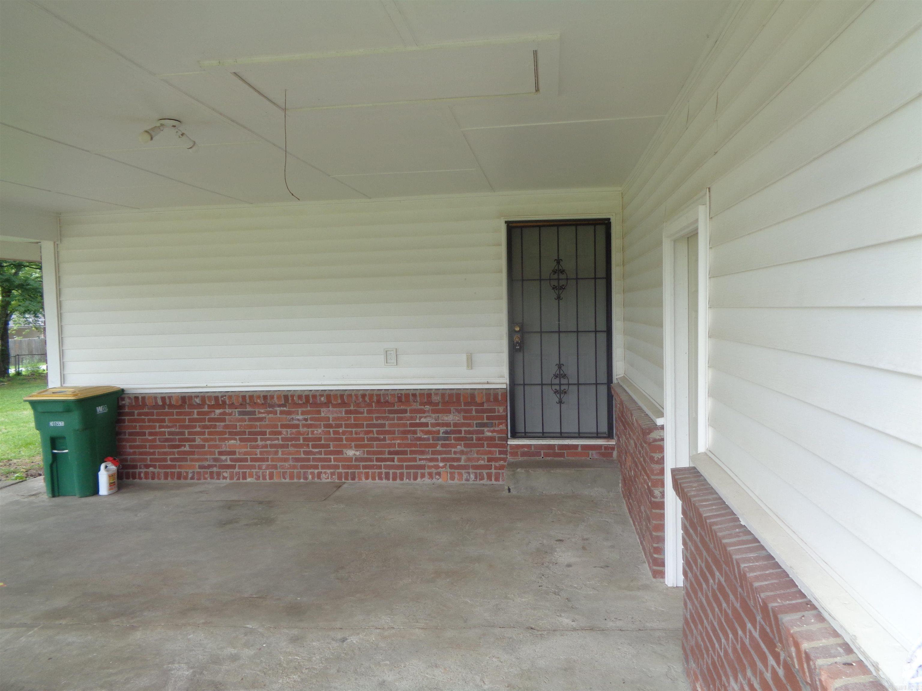 9729 Lanehart Road Property Photo 12