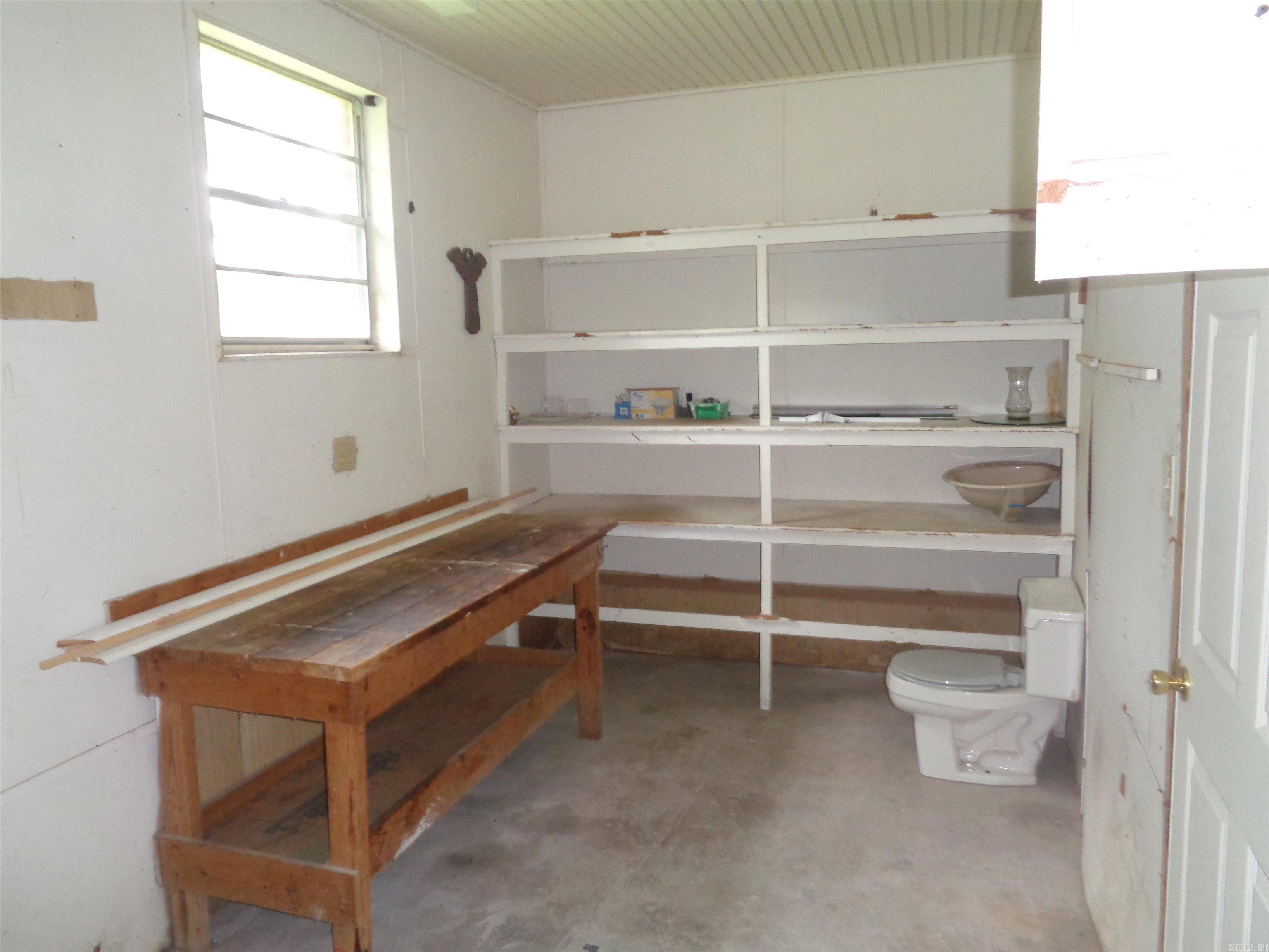 9729 Lanehart Road Property Photo 14