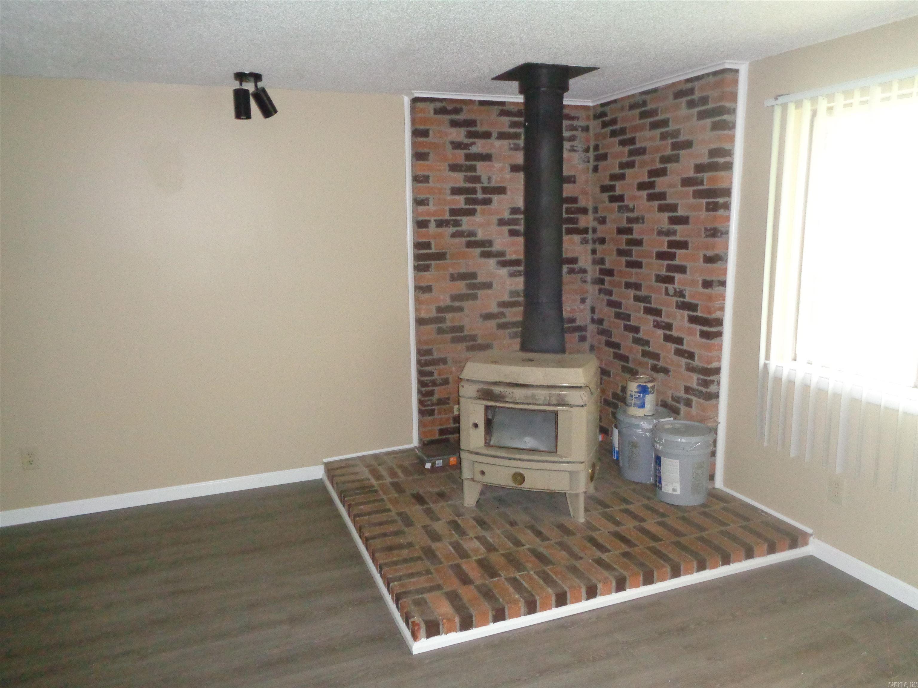 9729 Lanehart Road Property Photo 16