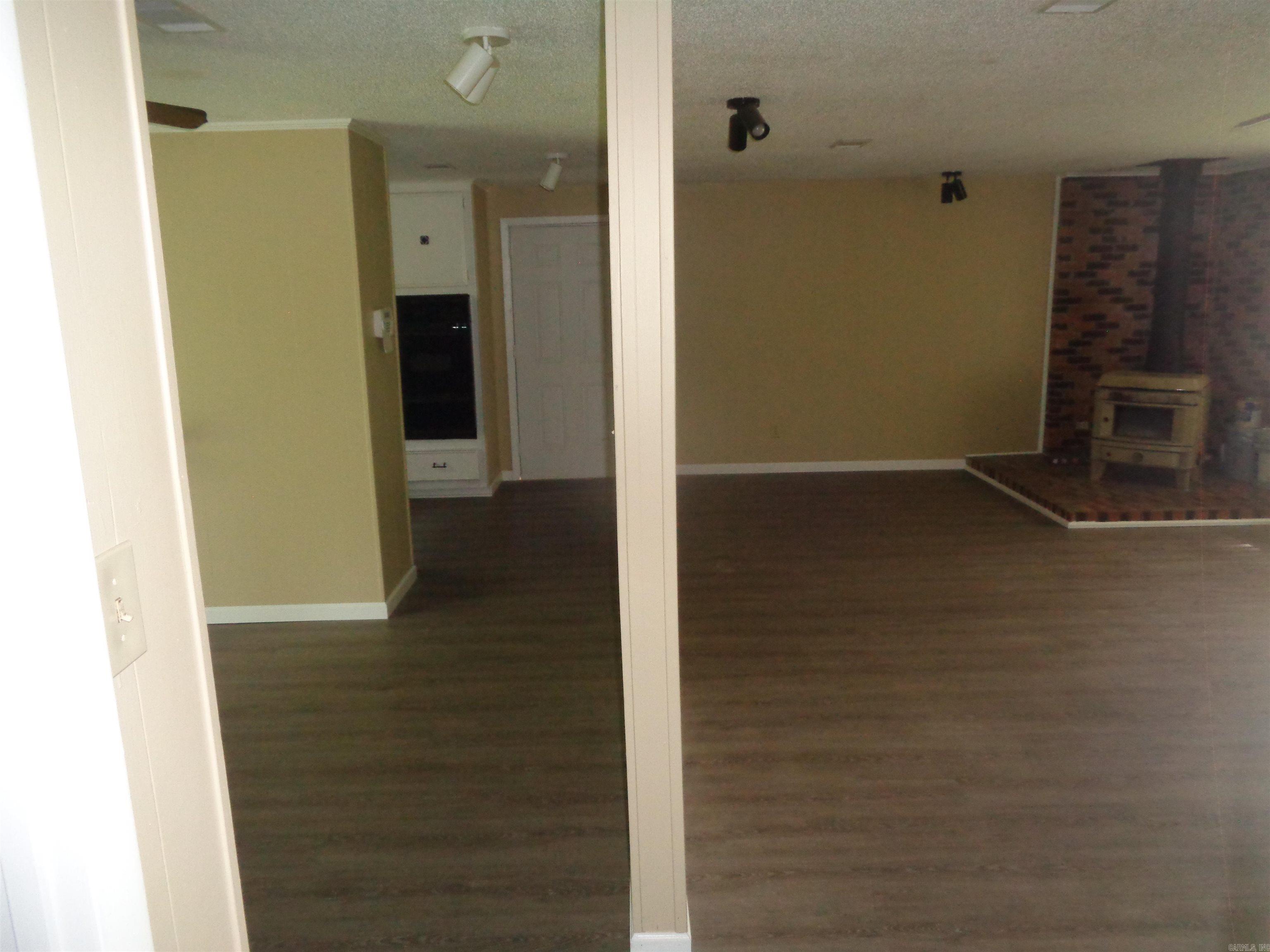 9729 Lanehart Road Property Photo 29