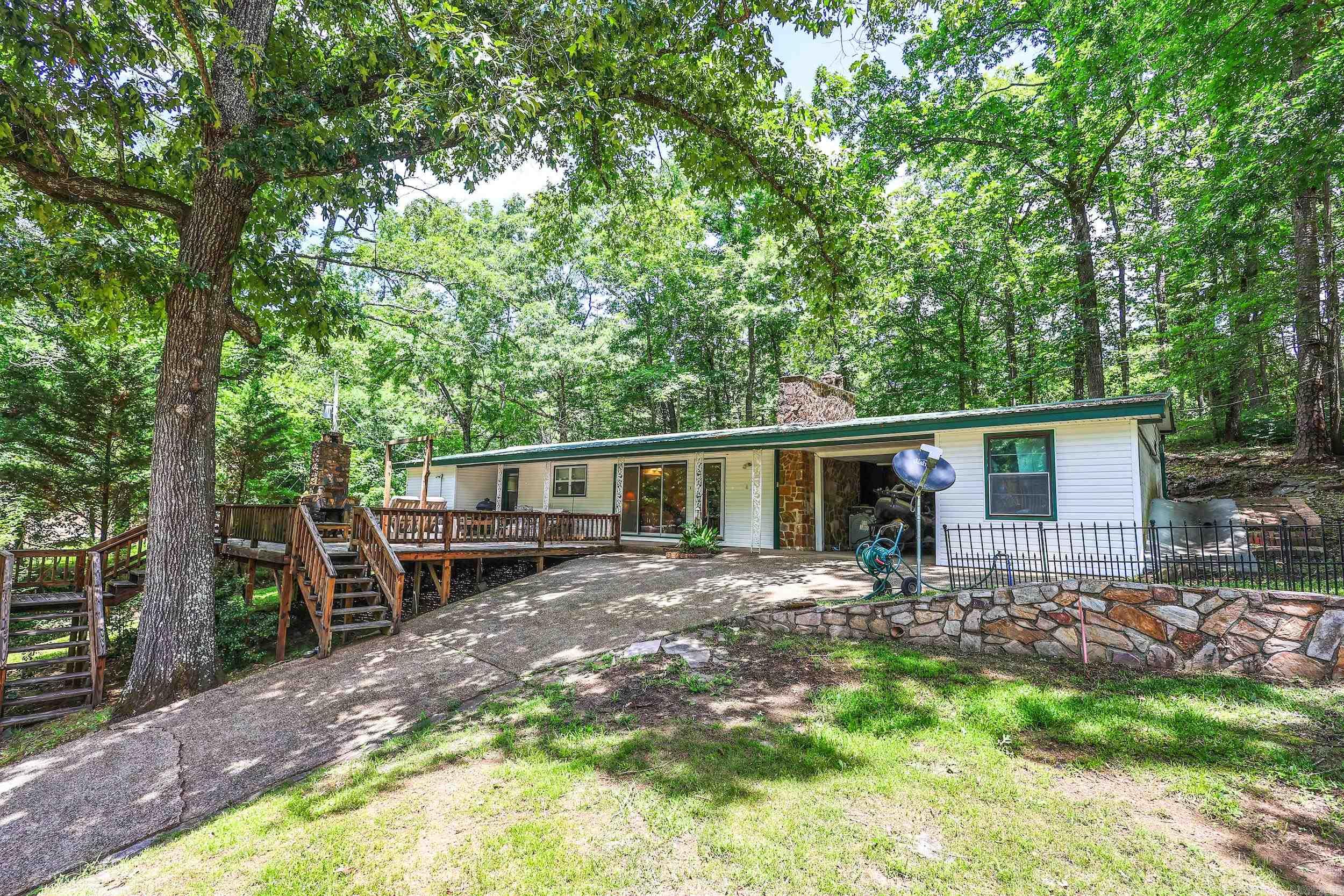 48 Mccauley Property Photo 1