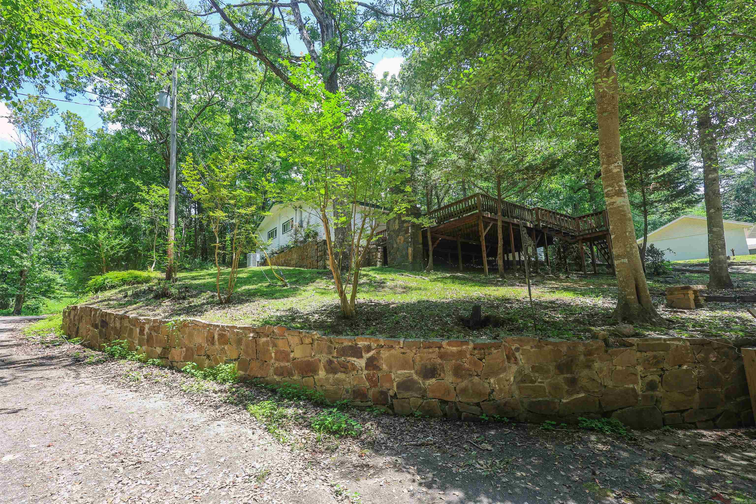 48 Mccauley Property Photo 36