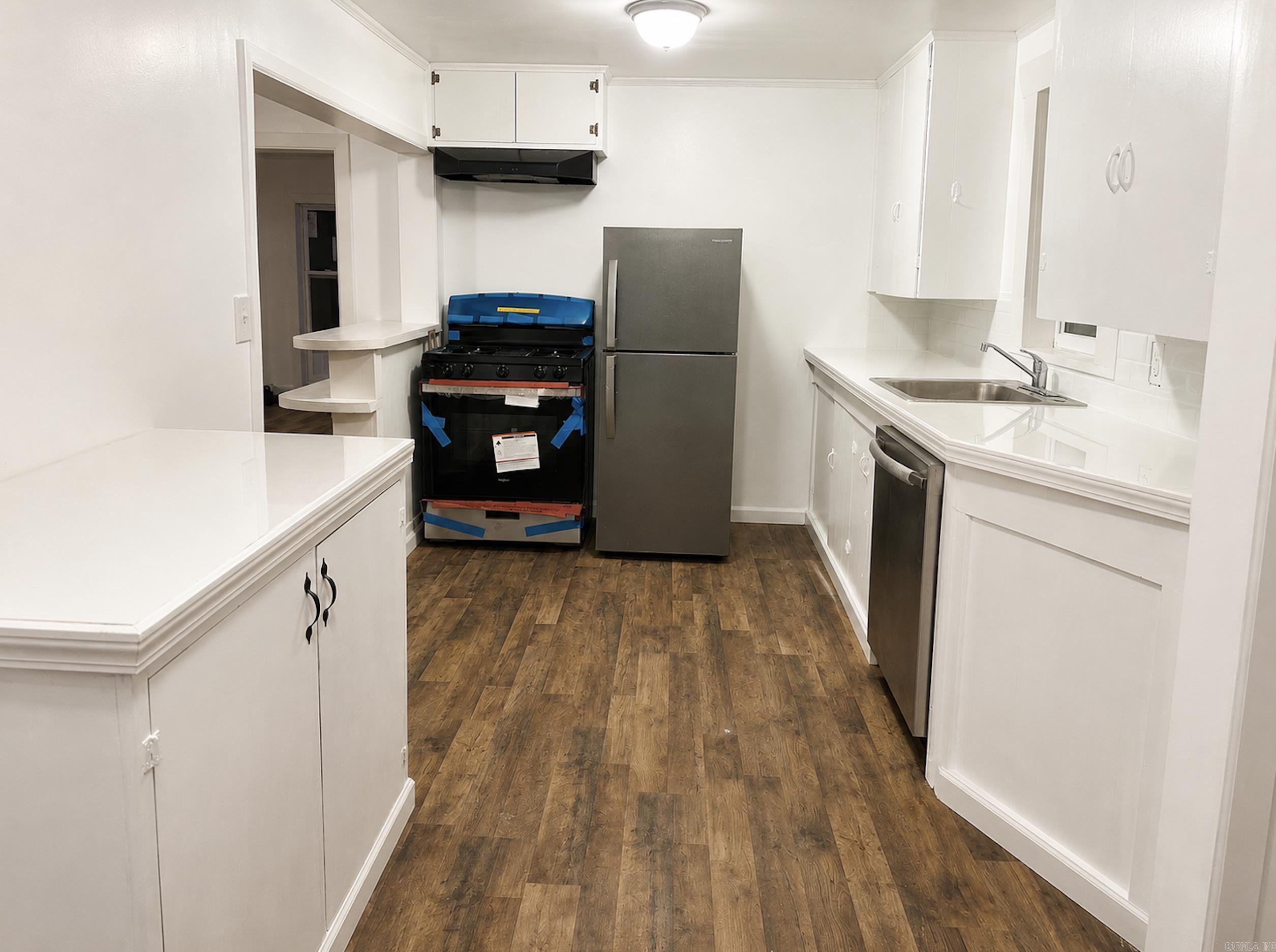 917 Heights Road Property Photo 8