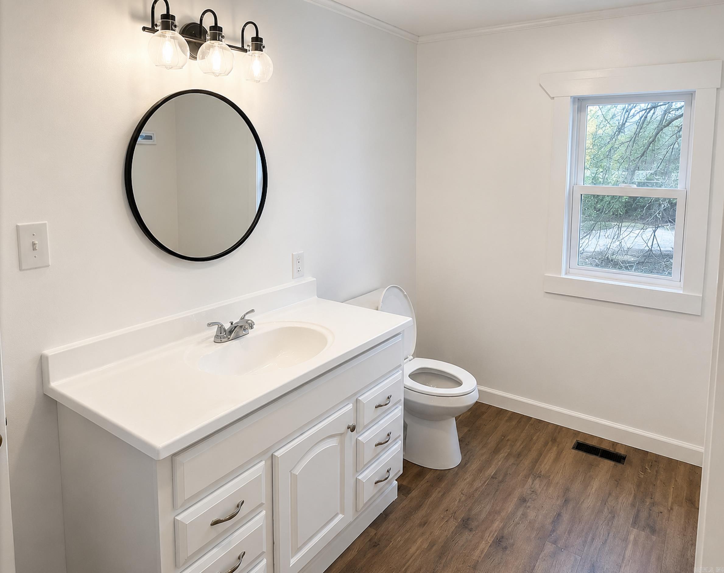 917 Heights Road Property Photo 11