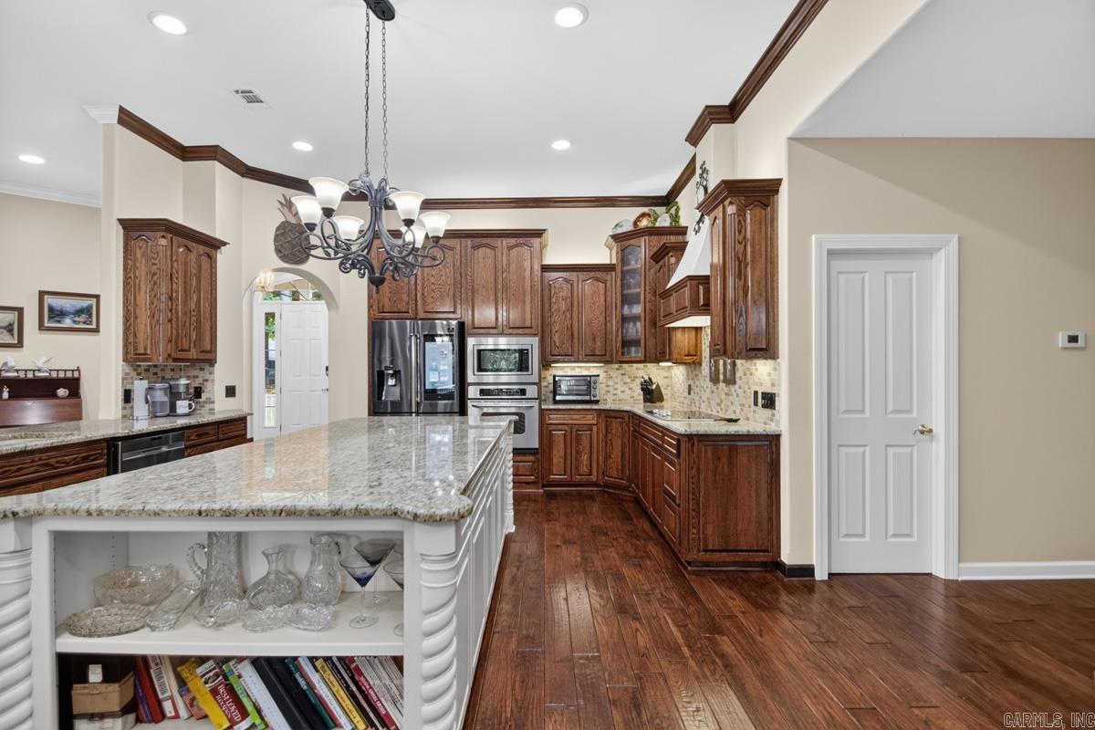 7 Vencedor Way Property Photo 18