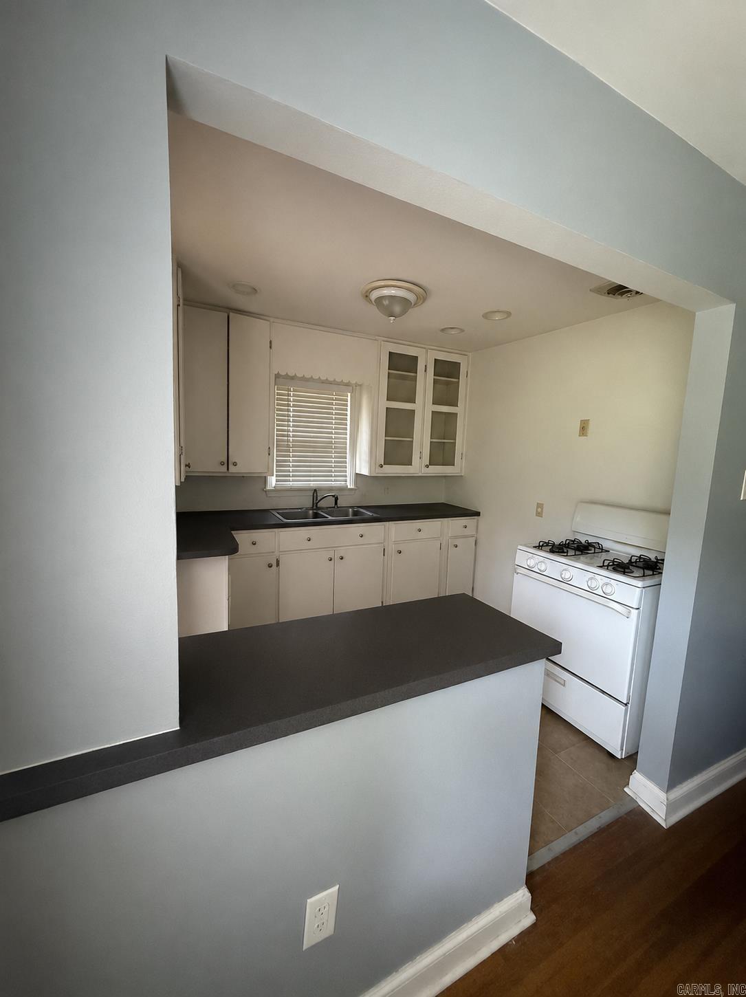 1608 S Tyler St Property Photo 2
