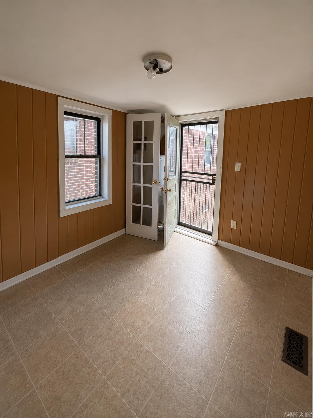 1608 S Tyler St Property Photo 5
