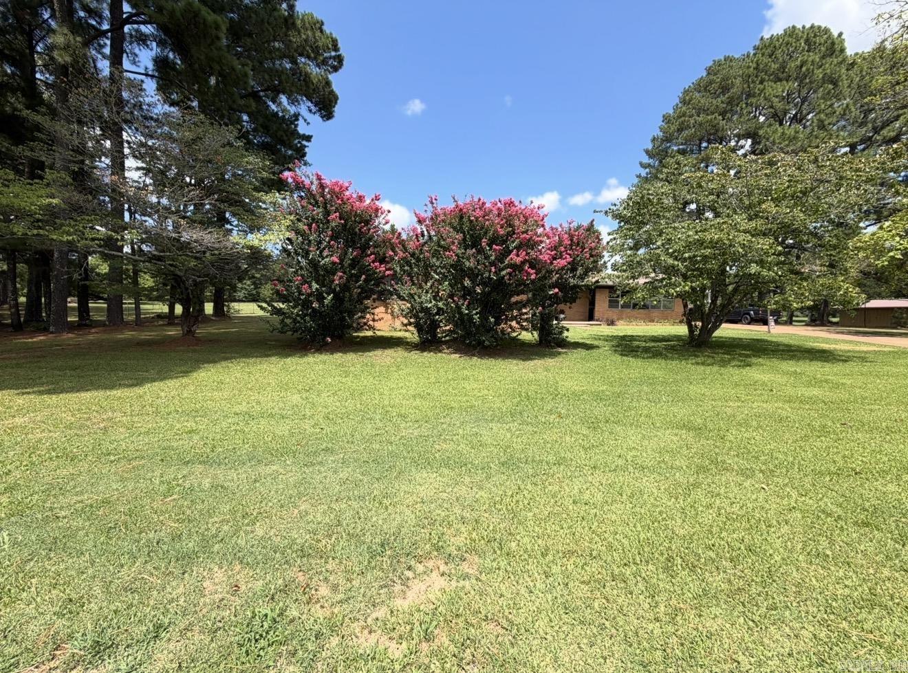 6068 W Hwy 36 Property Photo 2