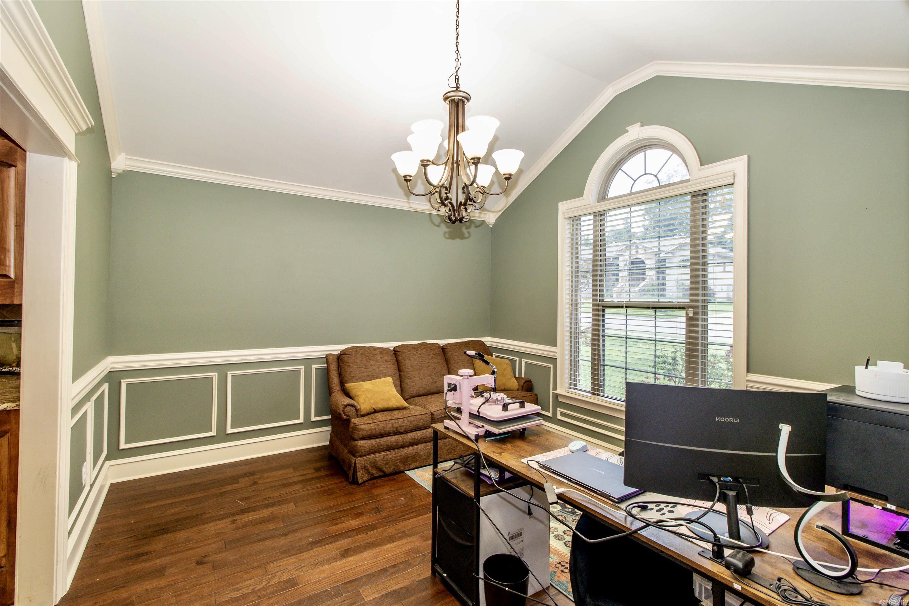 1304 Nature Way Property Photo 6