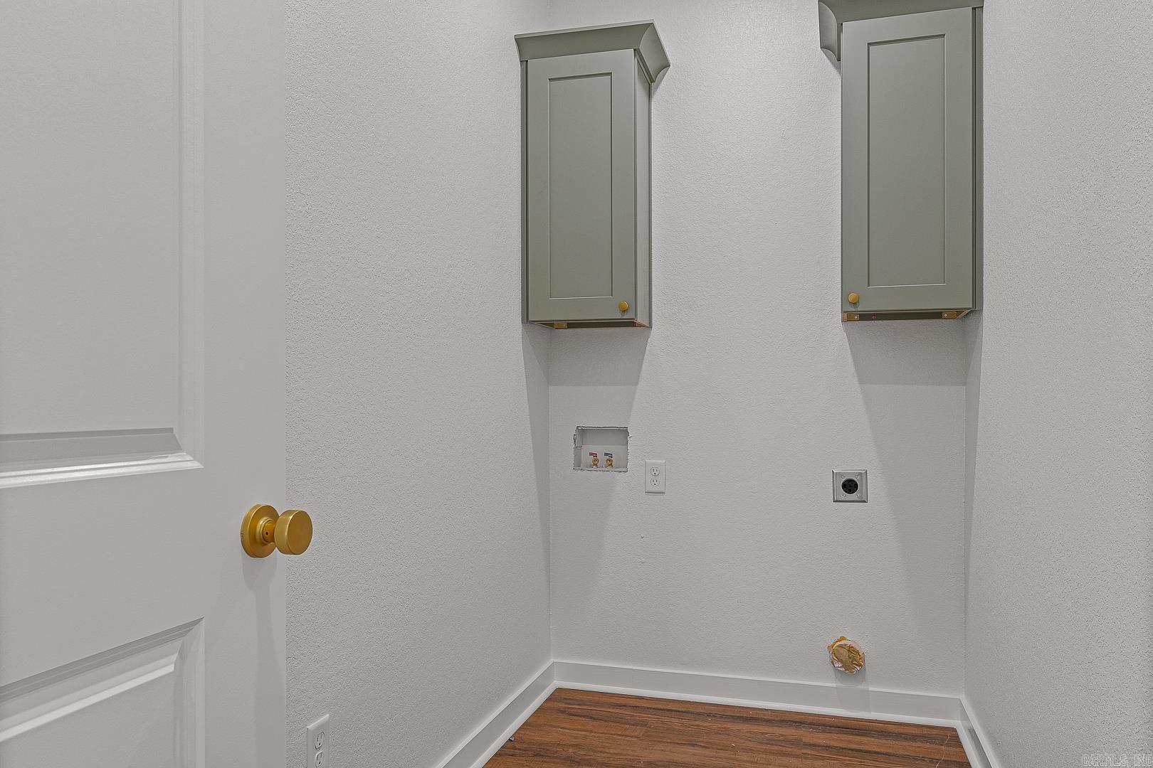303 Hogan Property Photo 13