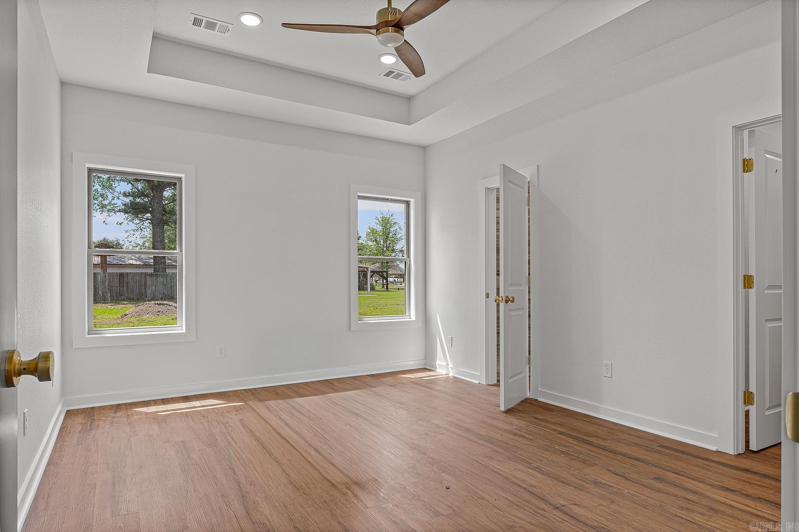 303 Hogan Property Photo 21