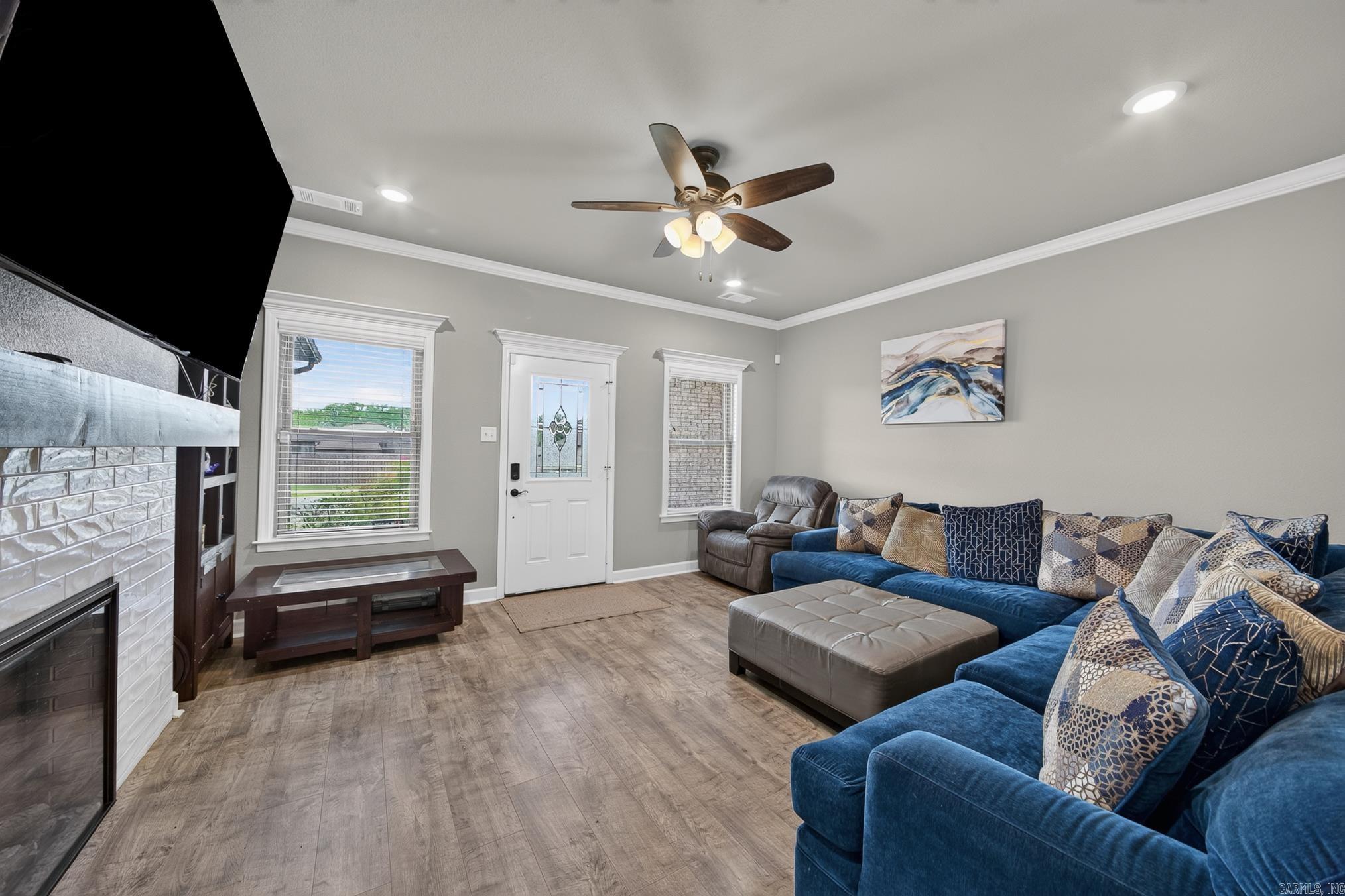 24 Aberdeen Drive Property Photo 5