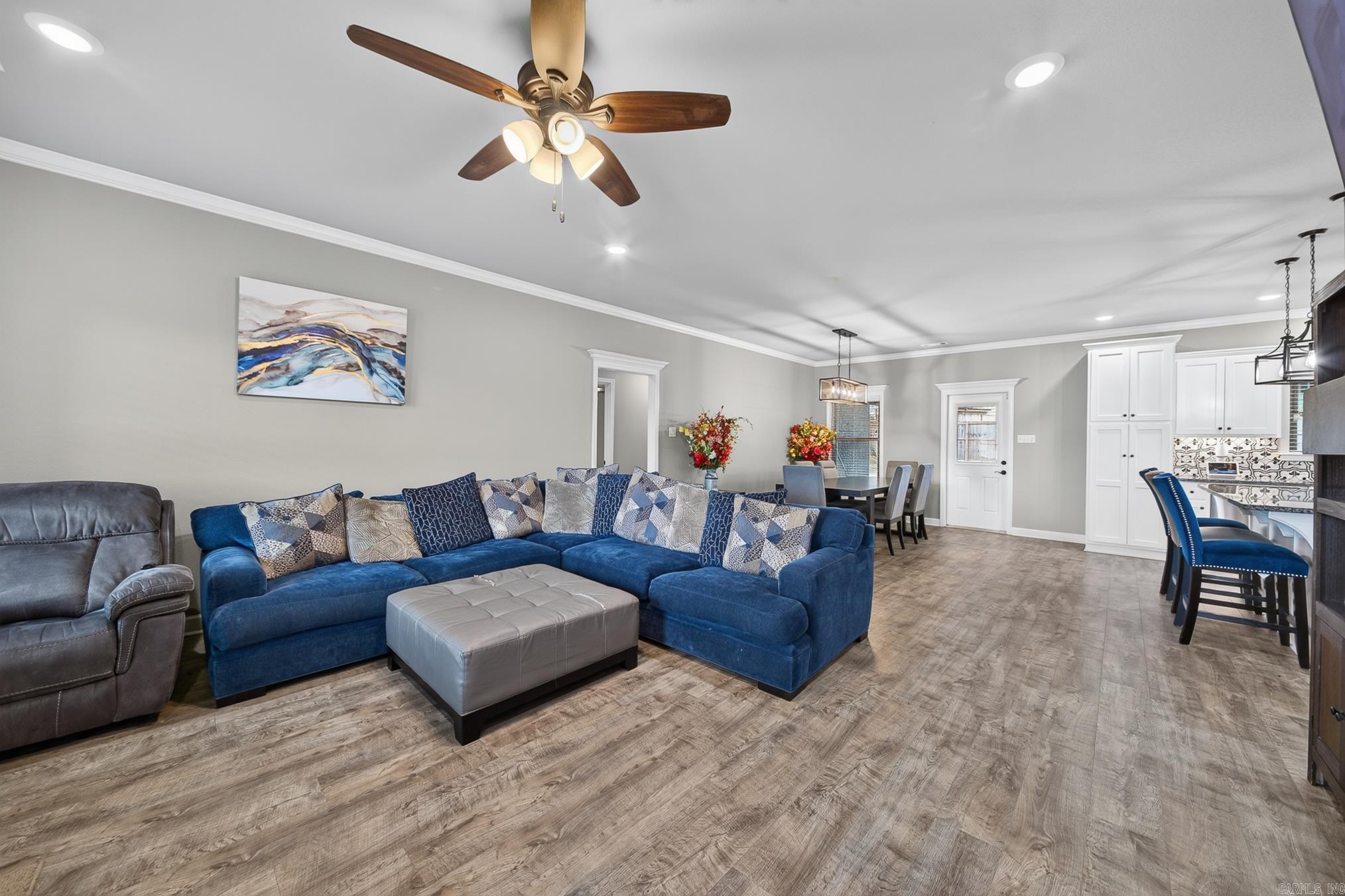 24 Aberdeen Drive Property Photo 6