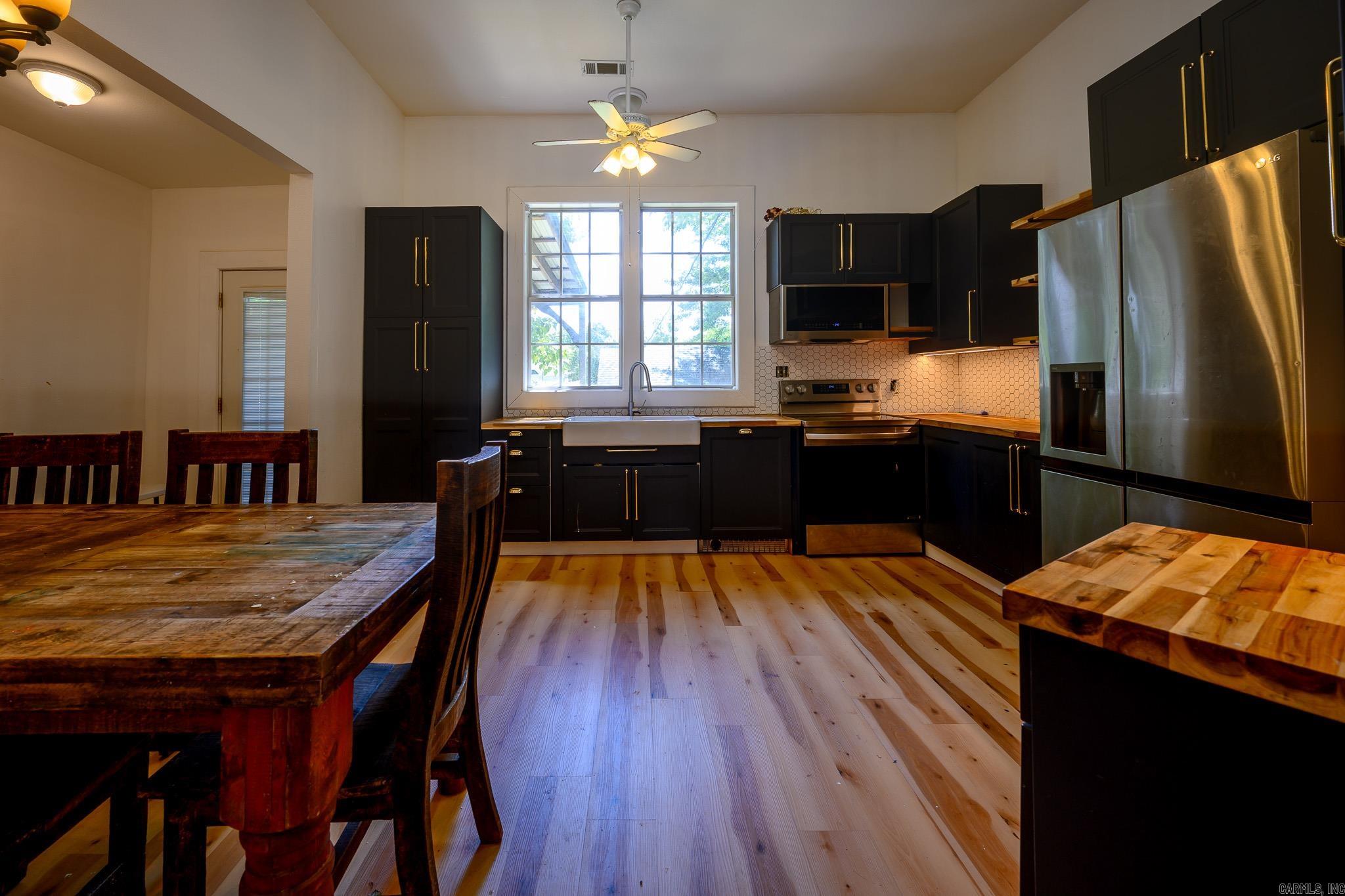 407 Tenth Property Photo 5