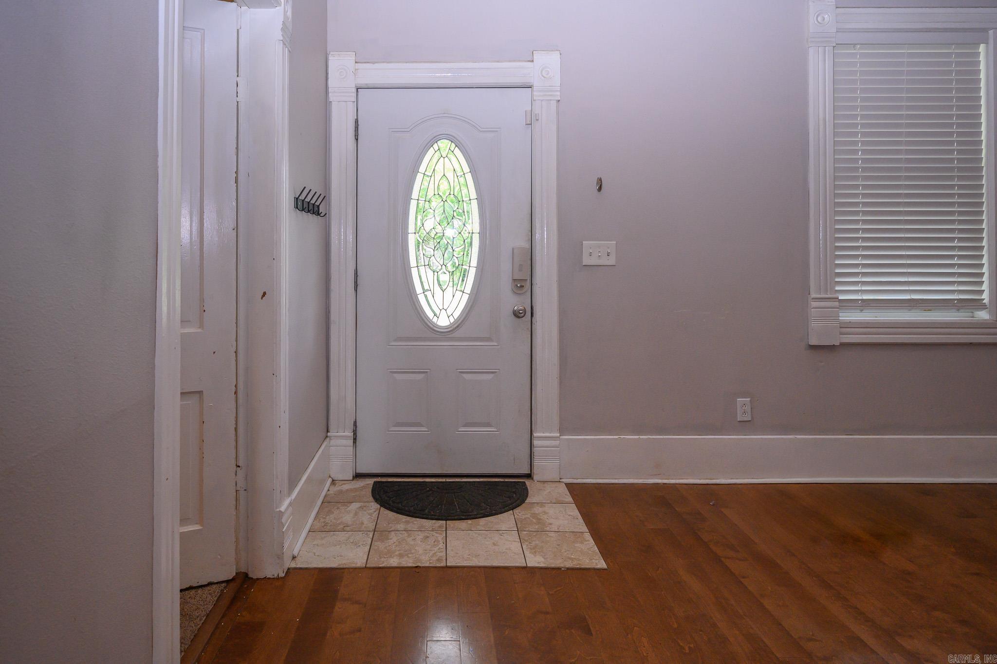 407 Tenth Property Photo 11