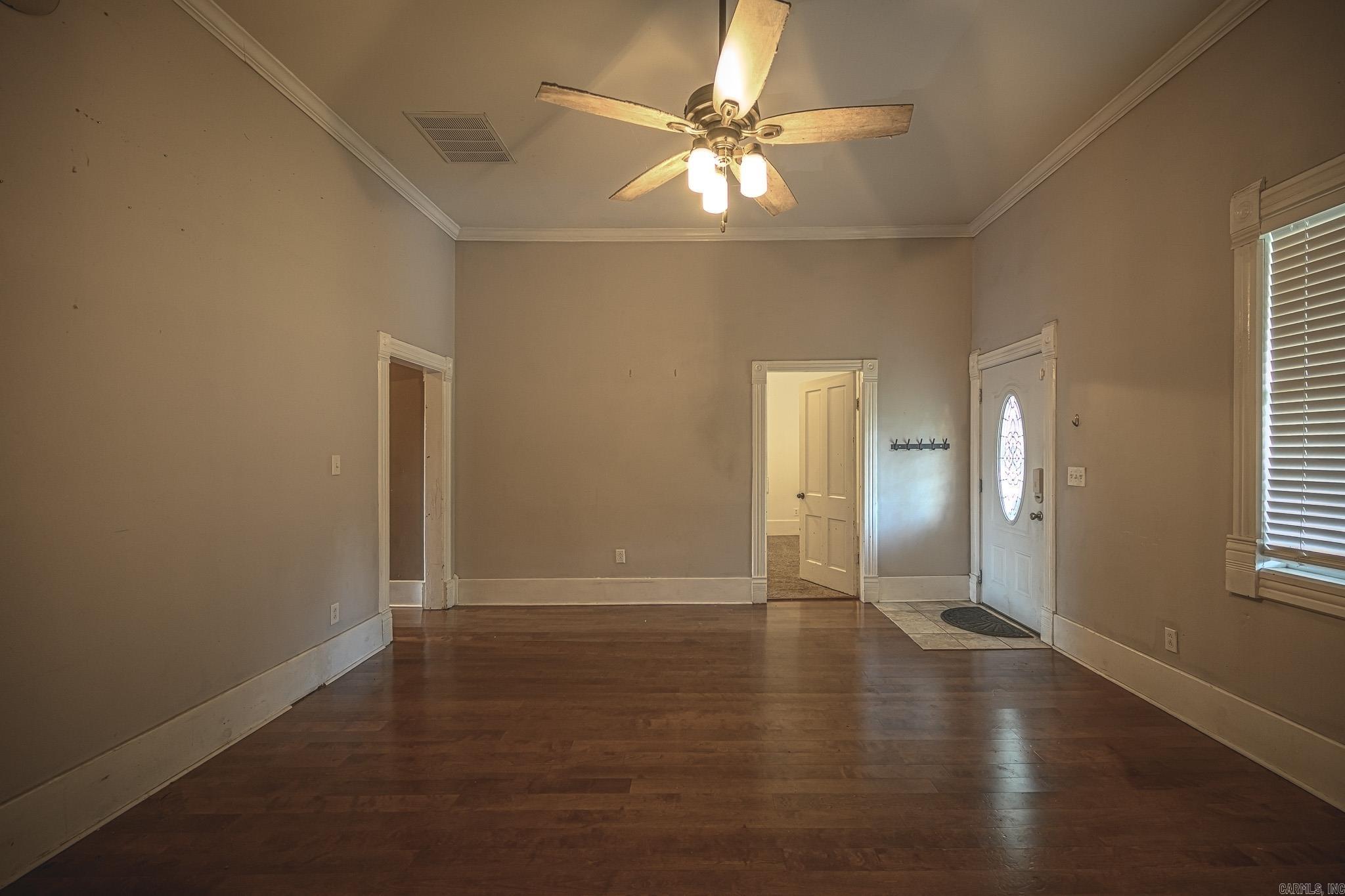 407 Tenth Property Photo 14
