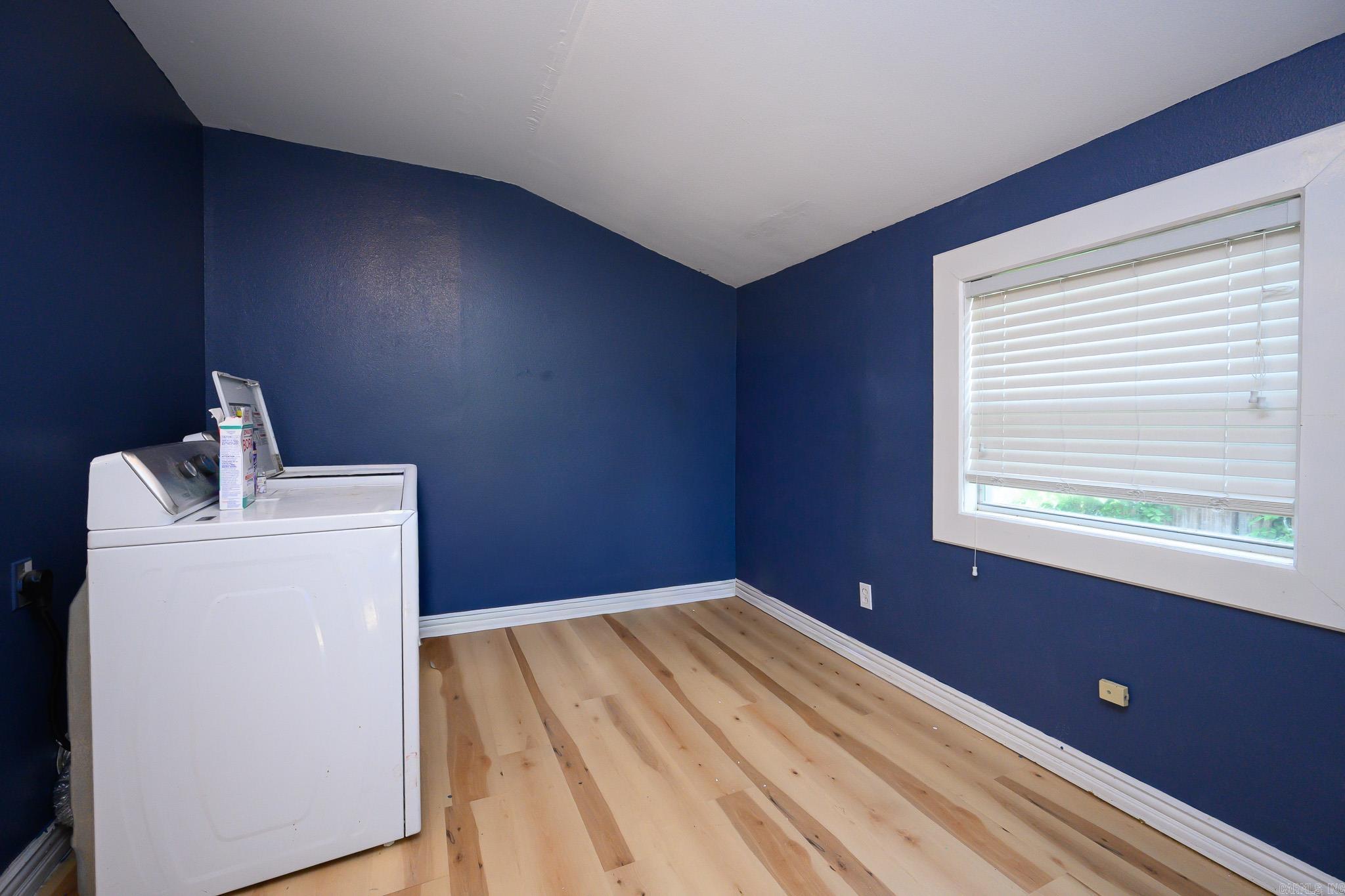 407 Tenth Property Photo 37