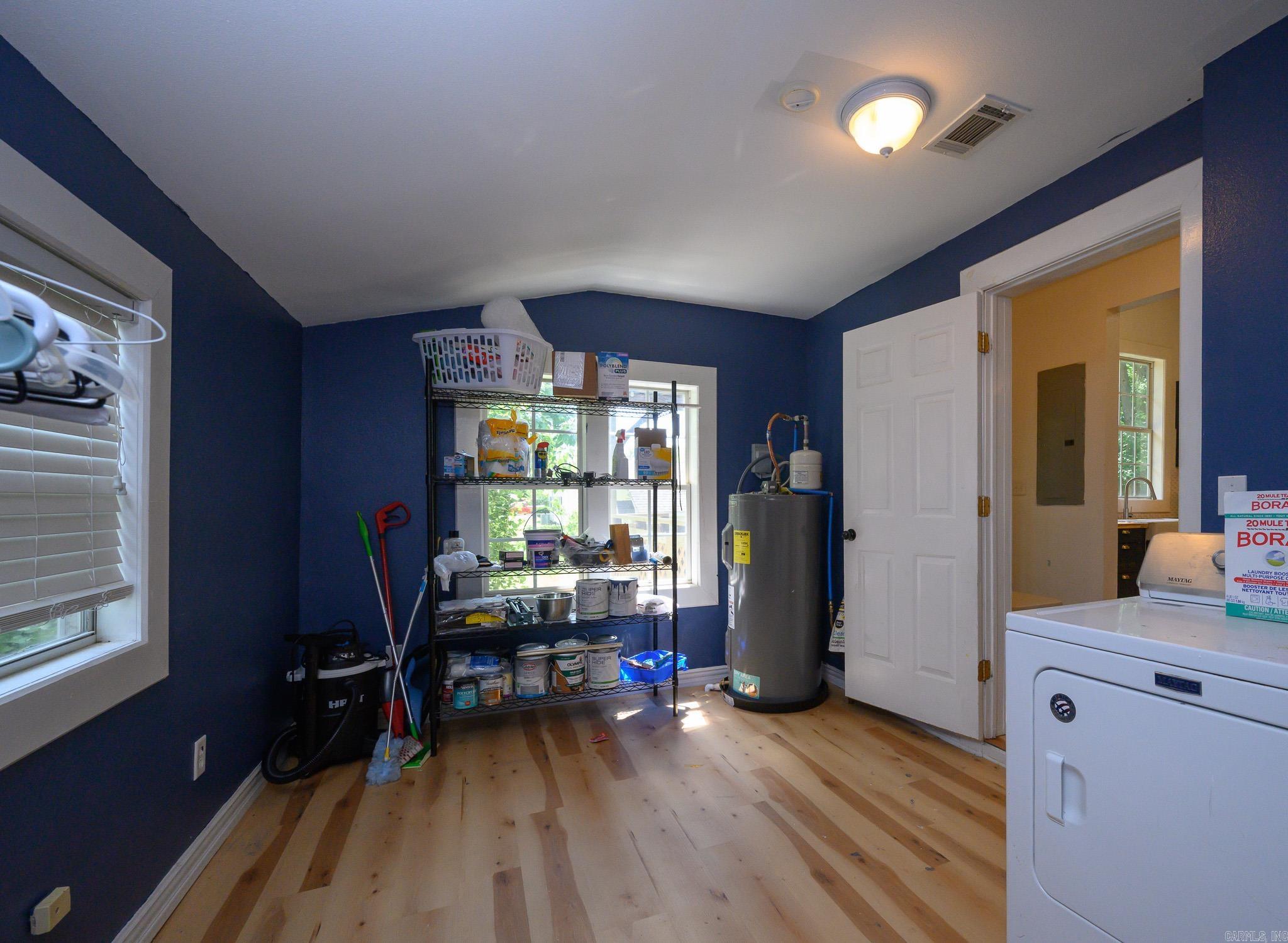 407 Tenth Property Photo 38