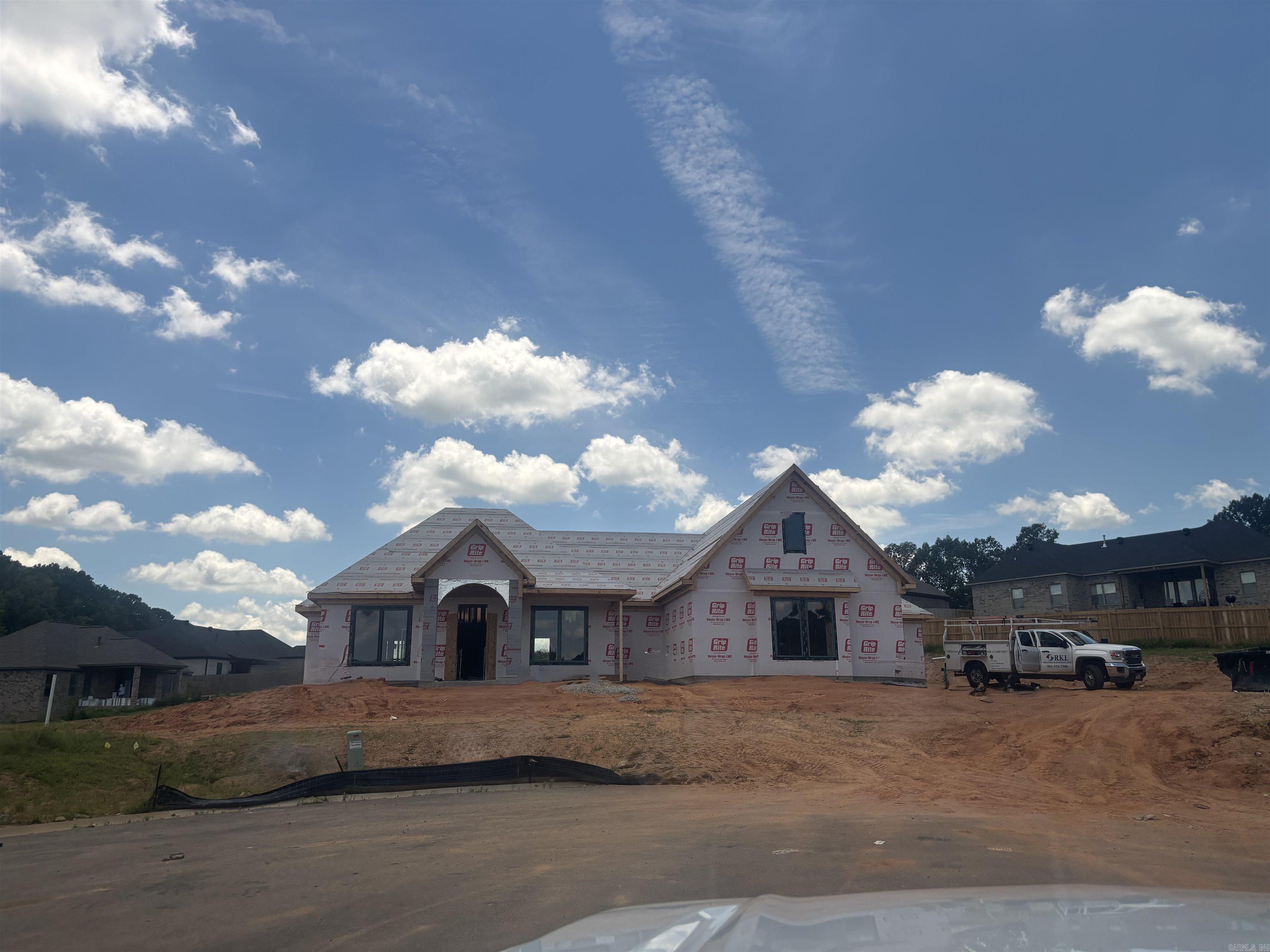 108 Flight Cove Property Photo 2