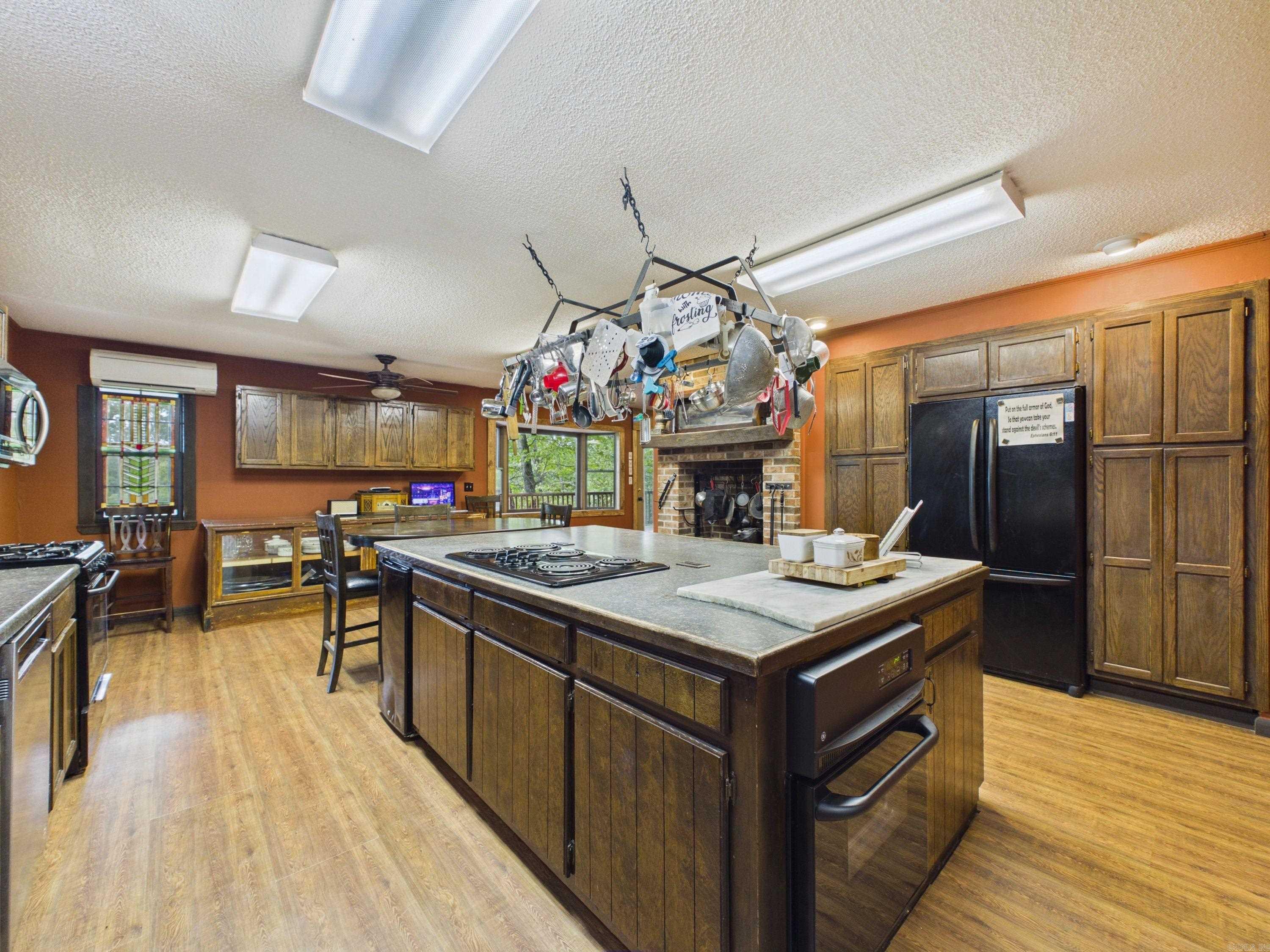 444 Cedar Cabin Lane Property Photo 11