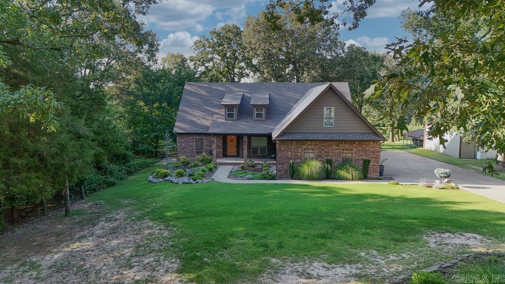 4910 Peachtree Avenue Property Photo 3