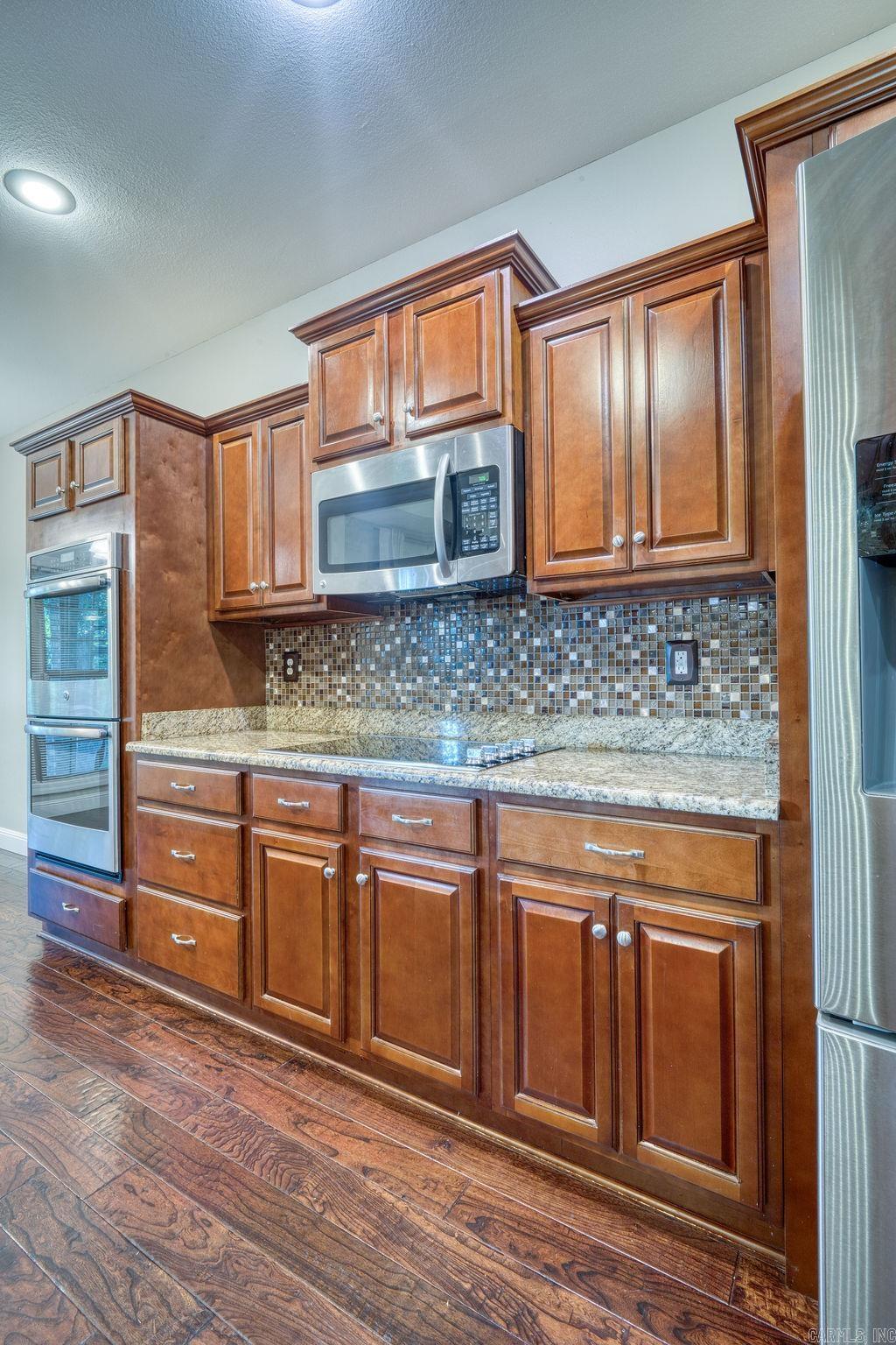 4910 Peachtree Avenue Property Photo 16