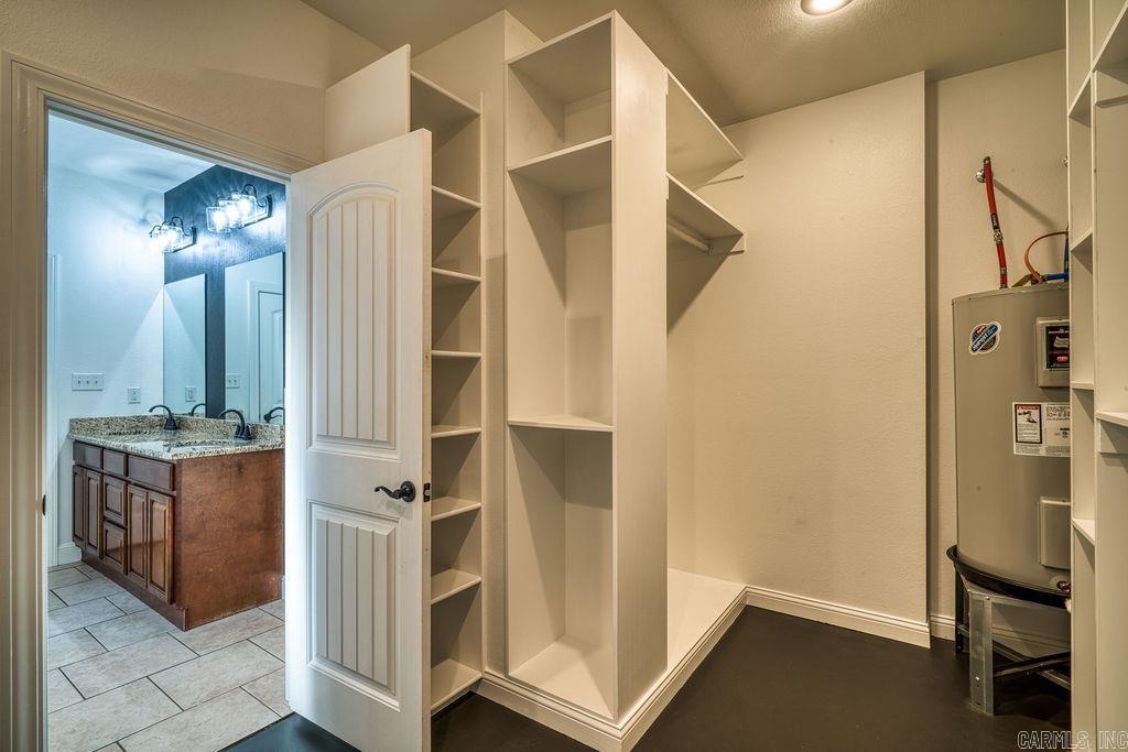 4910 Peachtree Avenue Property Photo 20