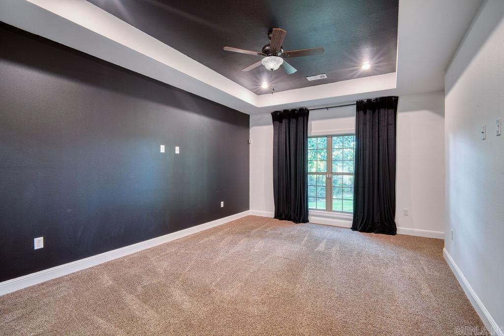 4910 Peachtree Avenue Property Photo 23