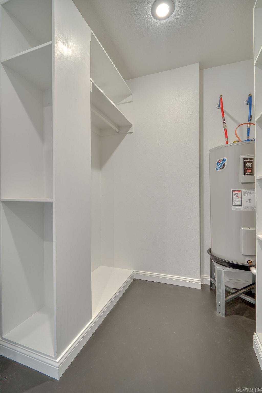 4910 Peachtree Avenue Property Photo 33