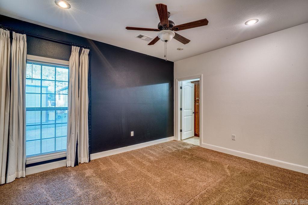 4910 Peachtree Avenue Property Photo 36