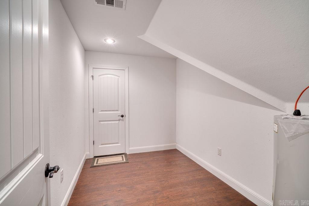 4910 Peachtree Avenue Property Photo 45