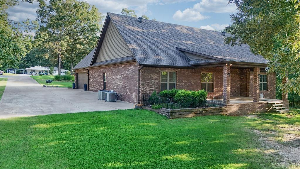 4910 Peachtree Avenue Property Photo 49