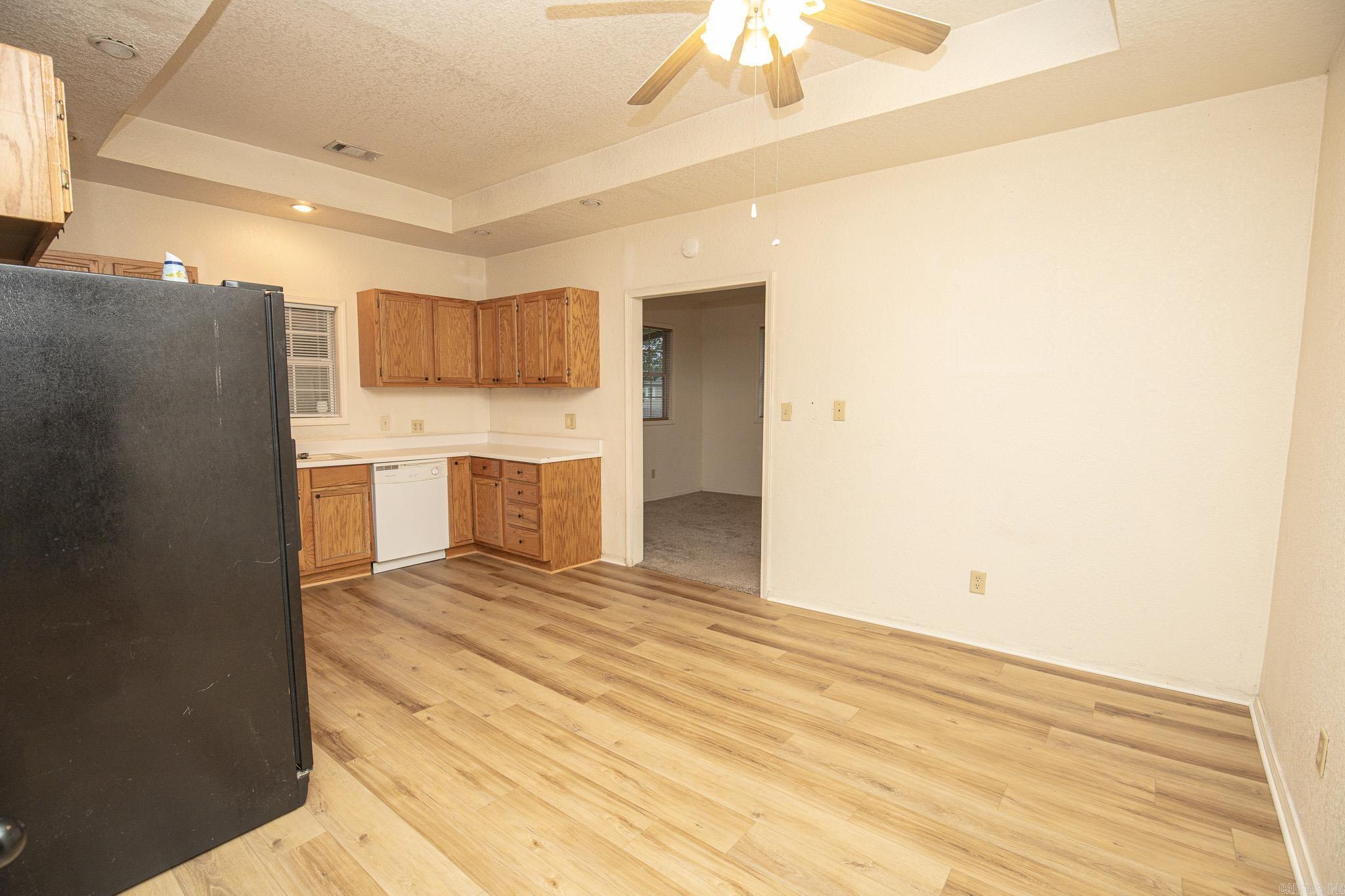 2608 Timberlake Dr Property Photo 6