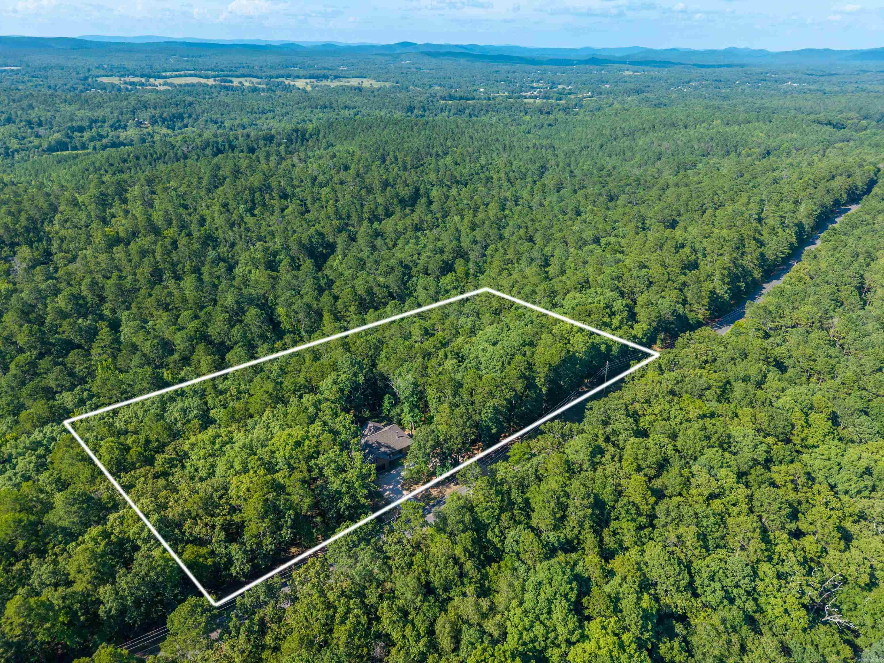 914 Oakgrove Rd Road Property Photo 4
