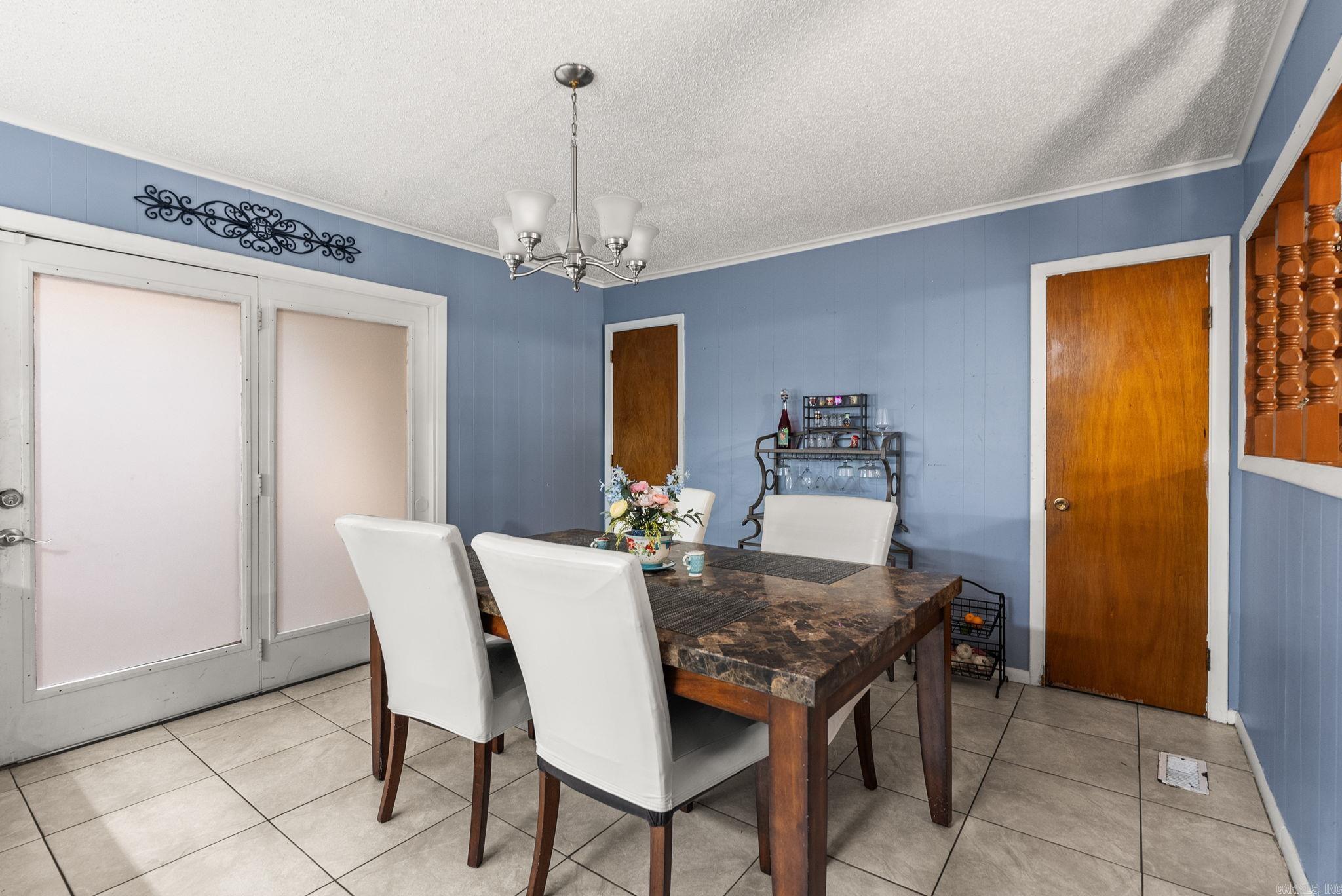 4008 Emerson Drive Property Photo 17
