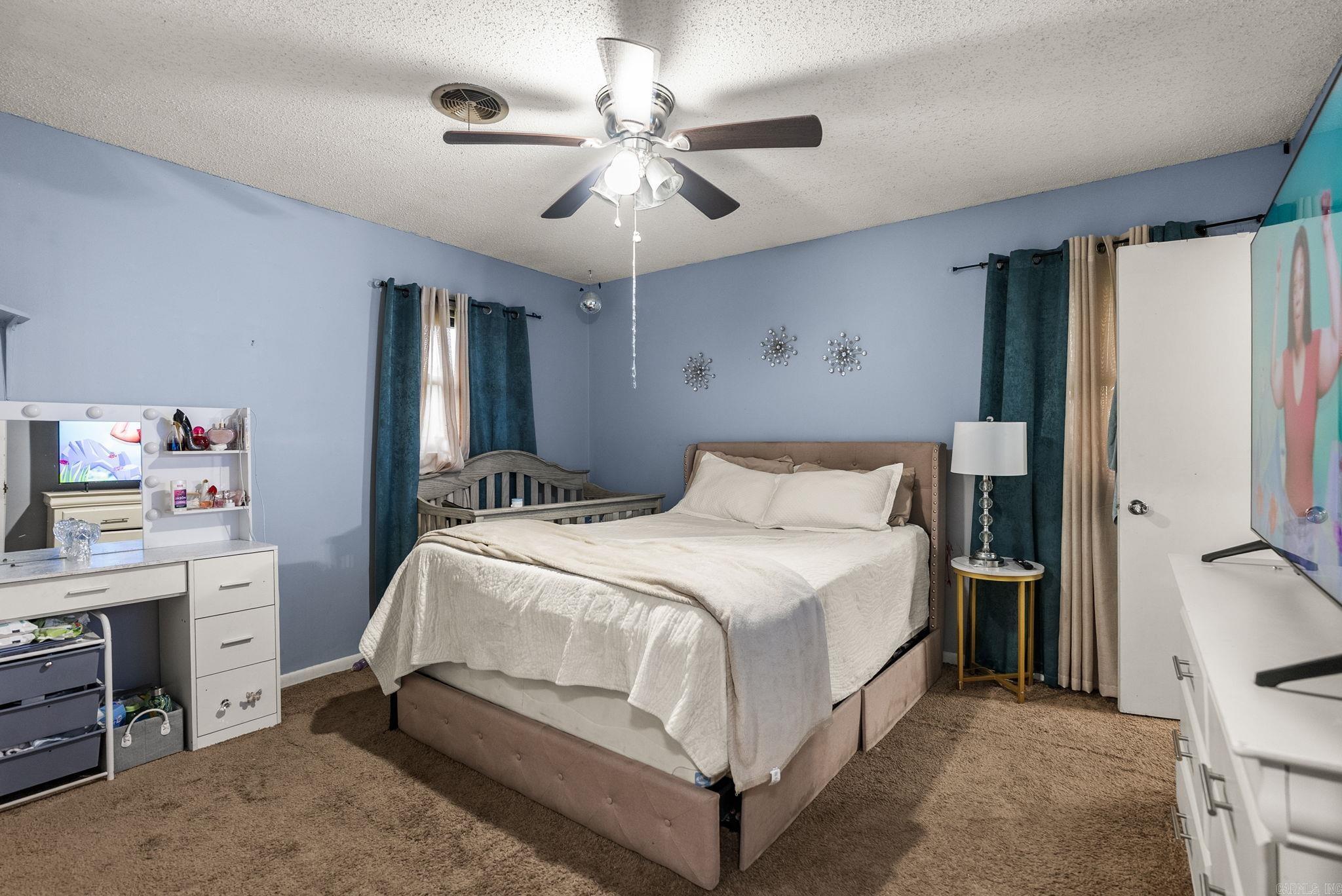 4008 Emerson Drive Property Photo 32