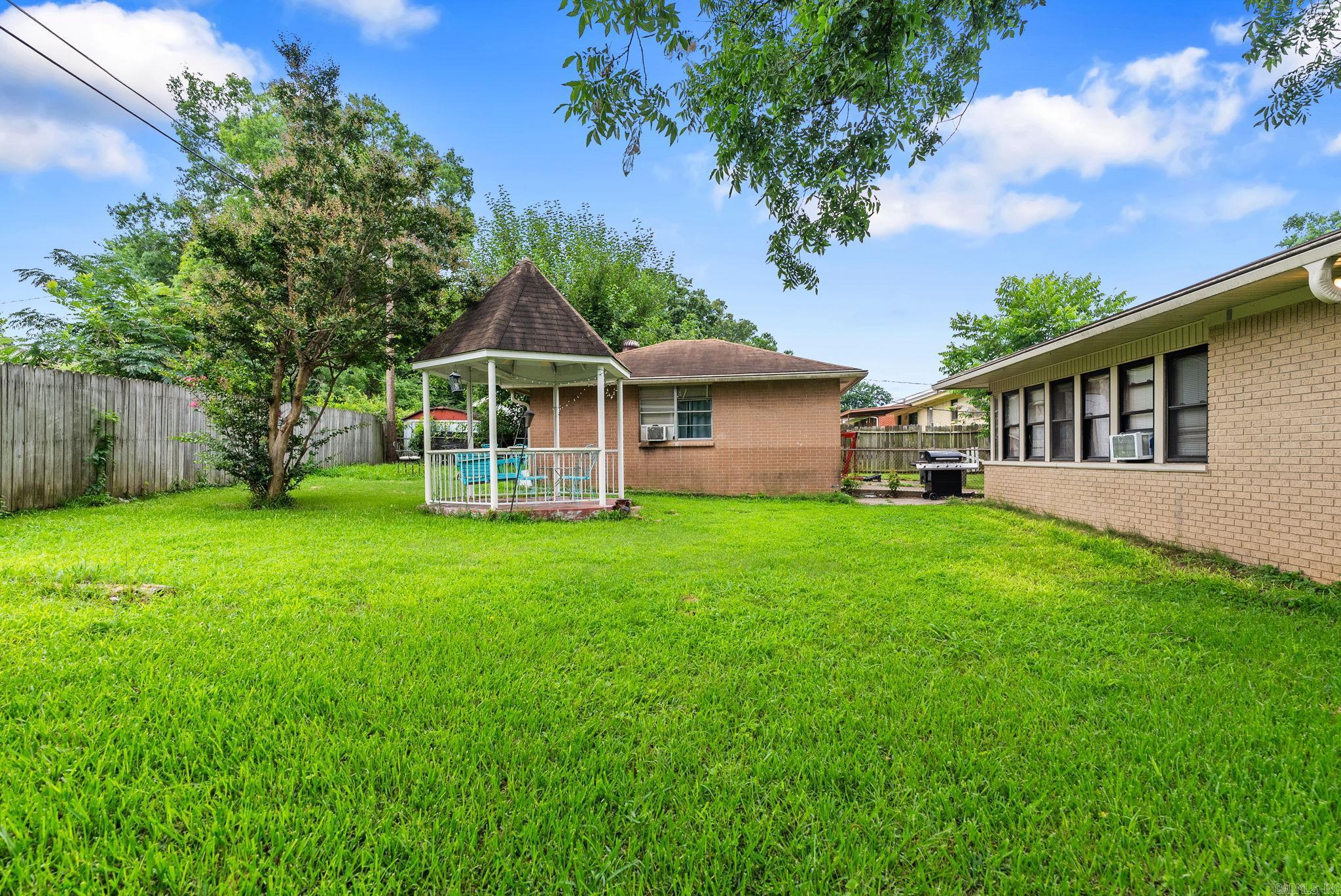 4008 Emerson Drive Property Photo 42