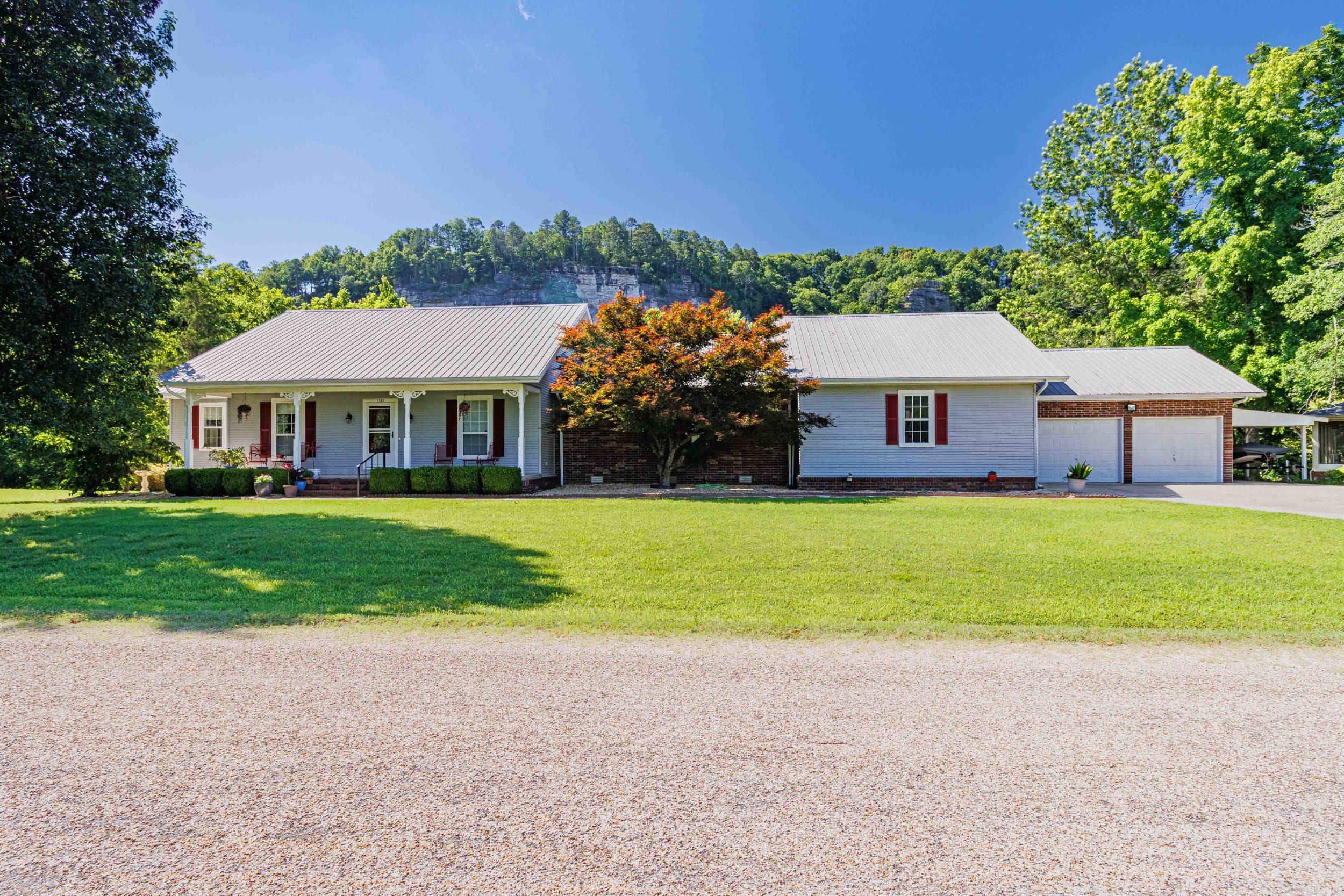 3582 Riverview Drive Property Photo 8