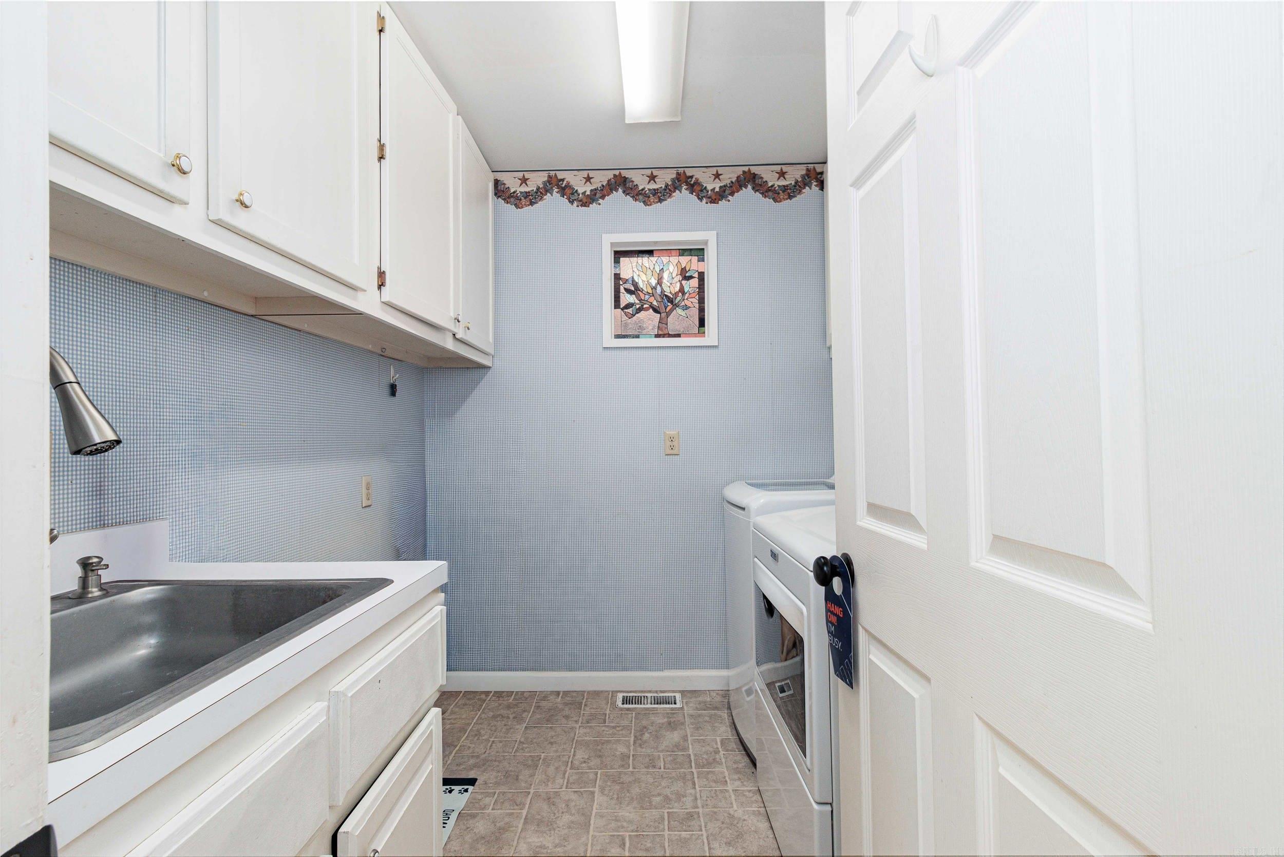 3582 Riverview Drive Property Photo 17