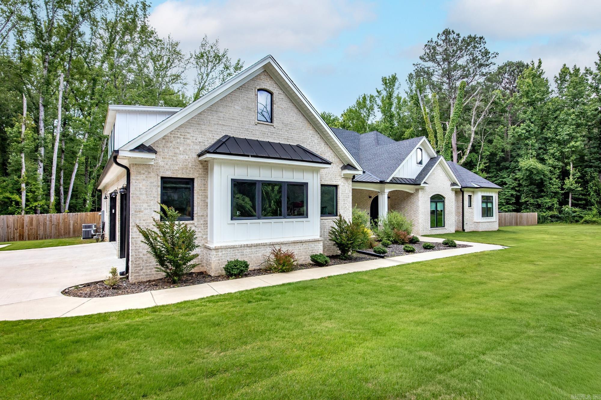 29 Woody Lane Property Photo 45