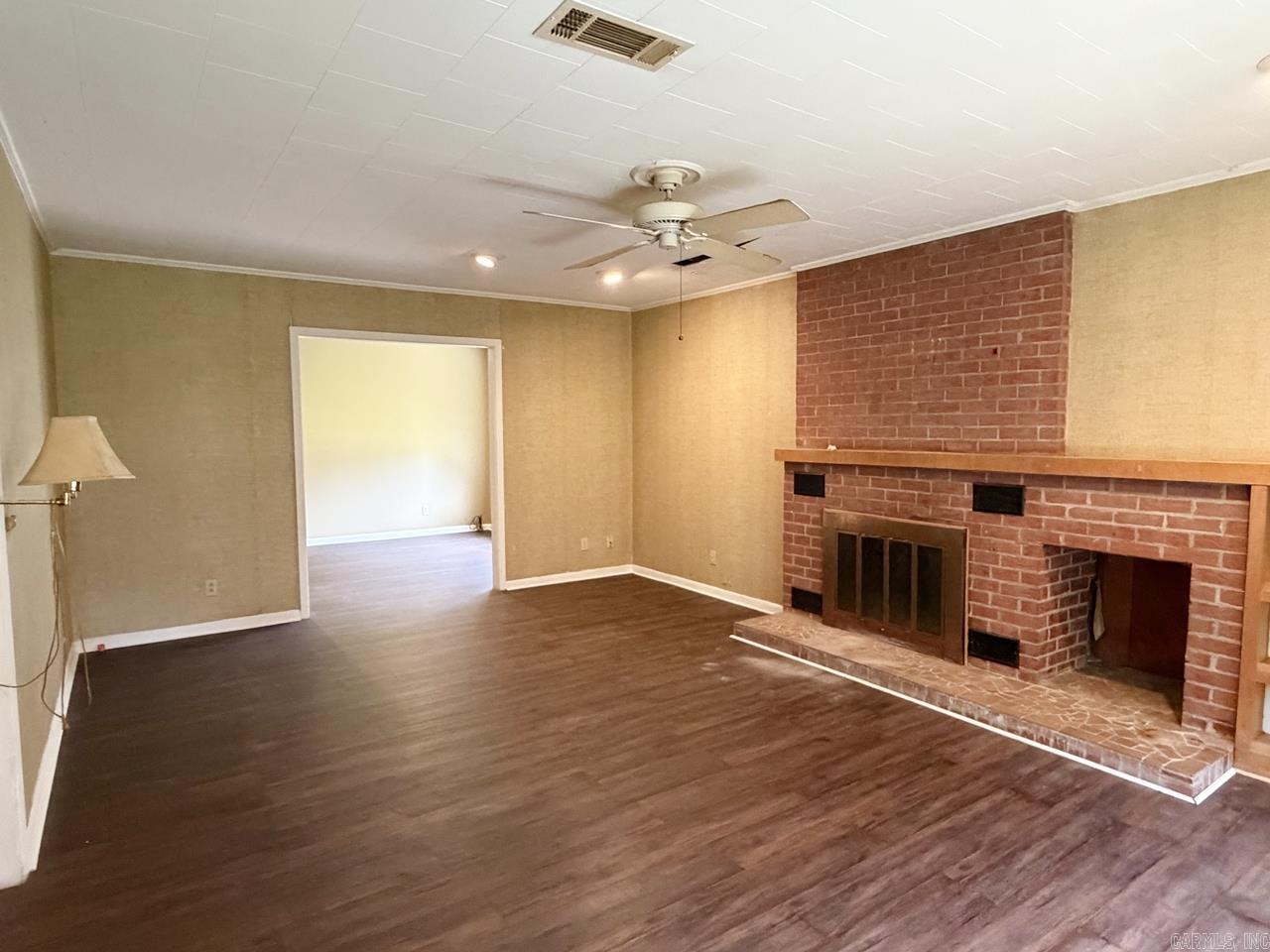 117 Lawrence St Property Photo 10