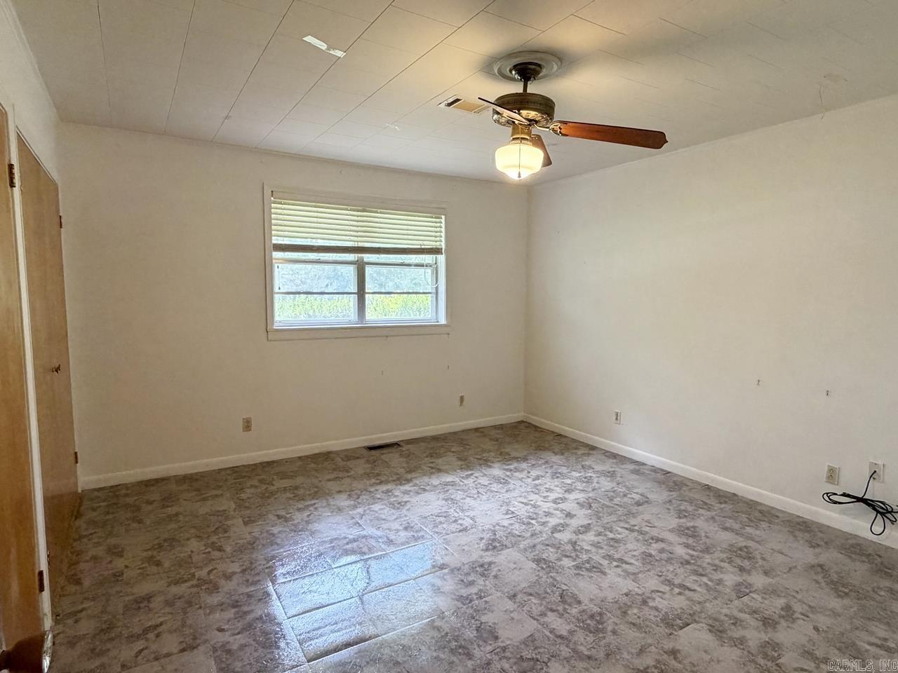 117 Lawrence St Property Photo 11