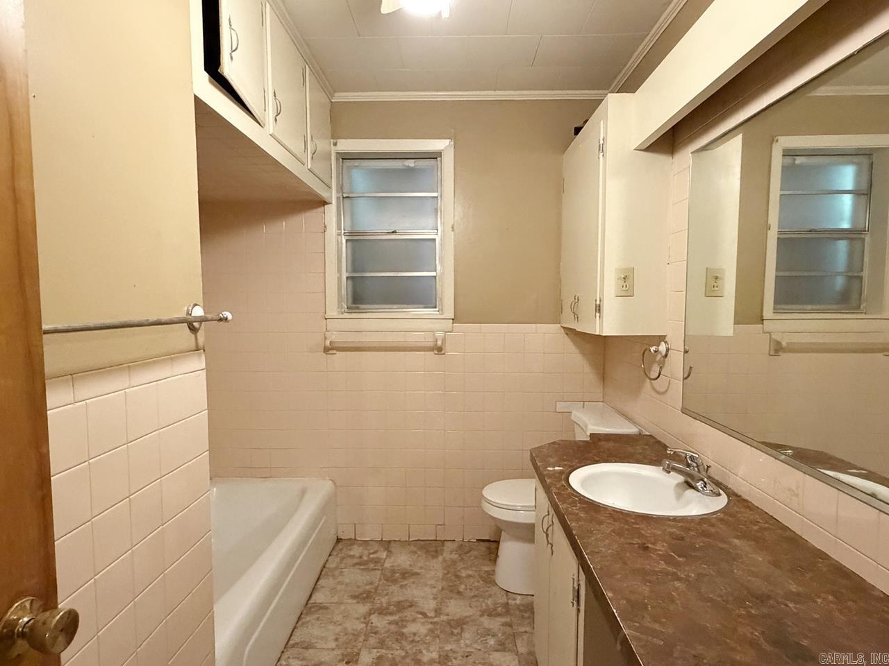 117 Lawrence St Property Photo 14