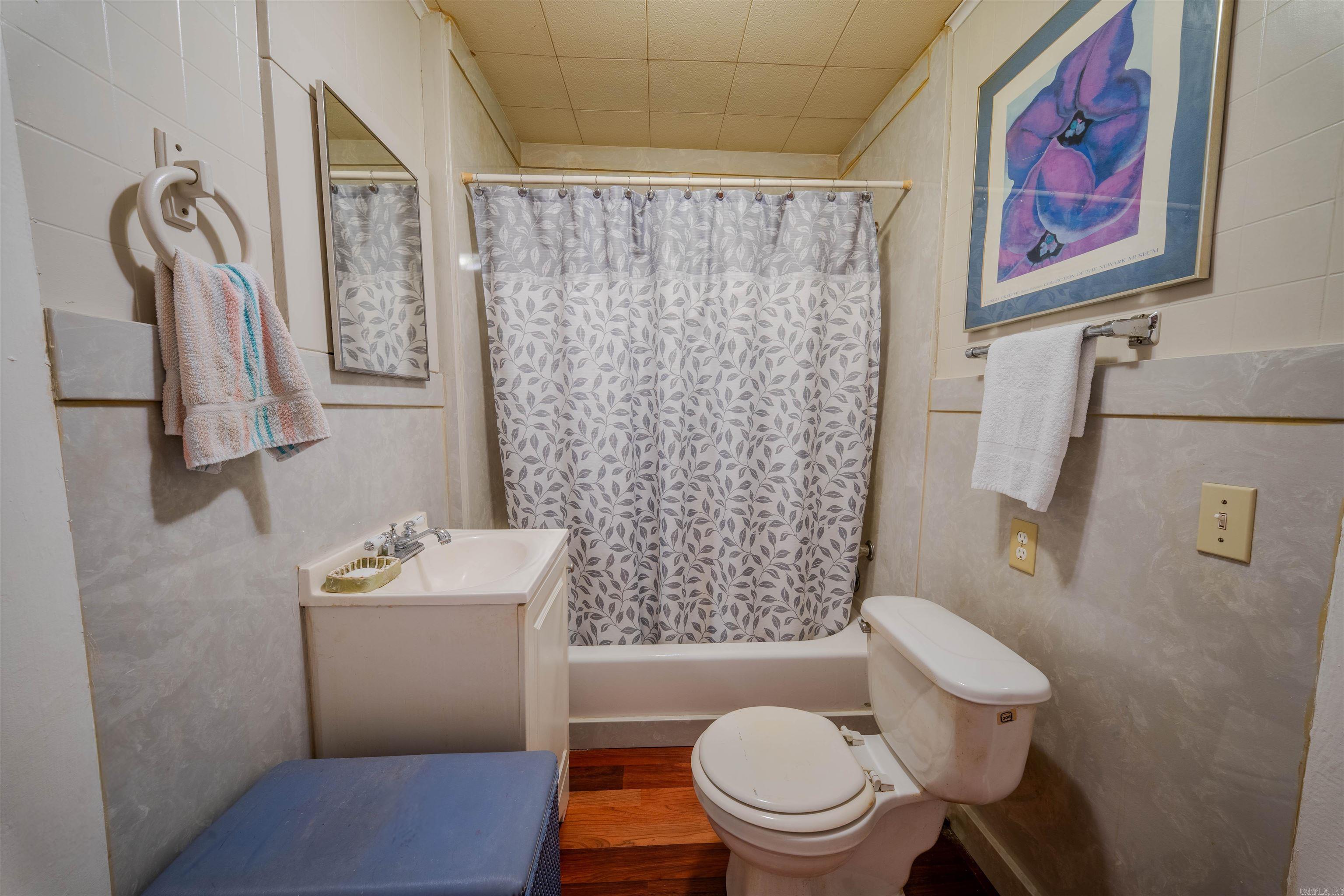 2532 Williams Street Property Photo 12