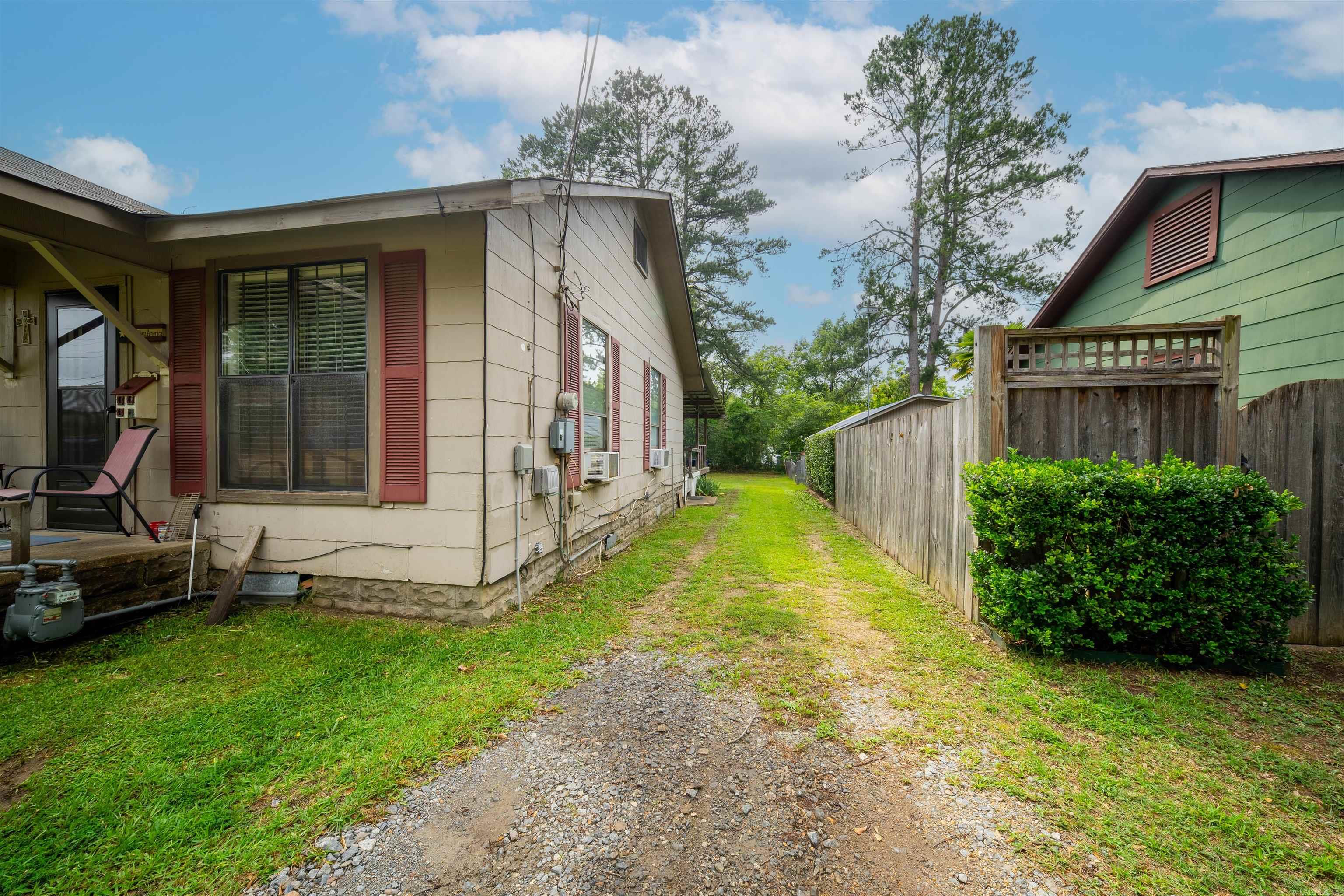 2532 Williams Street Property Photo 15