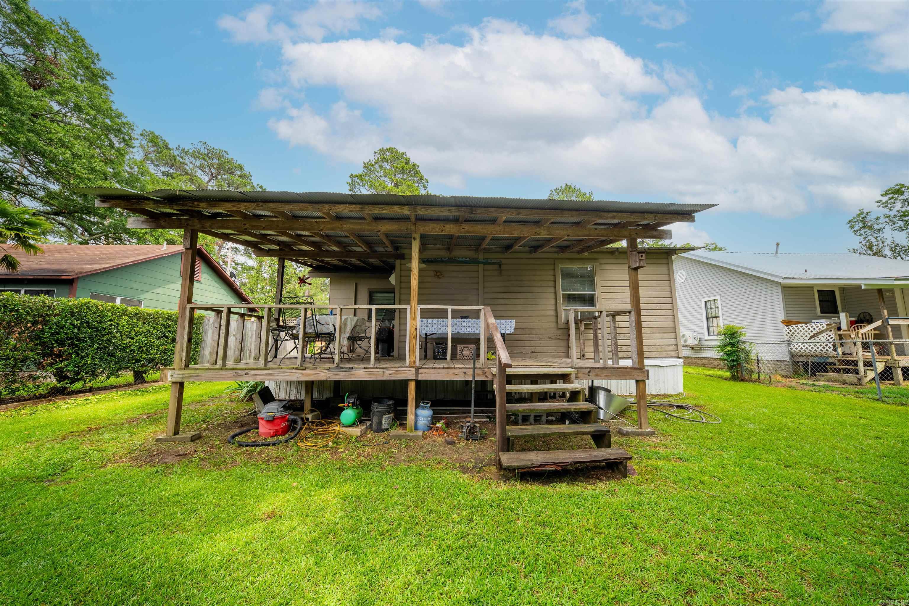 2532 Williams Street Property Photo 16