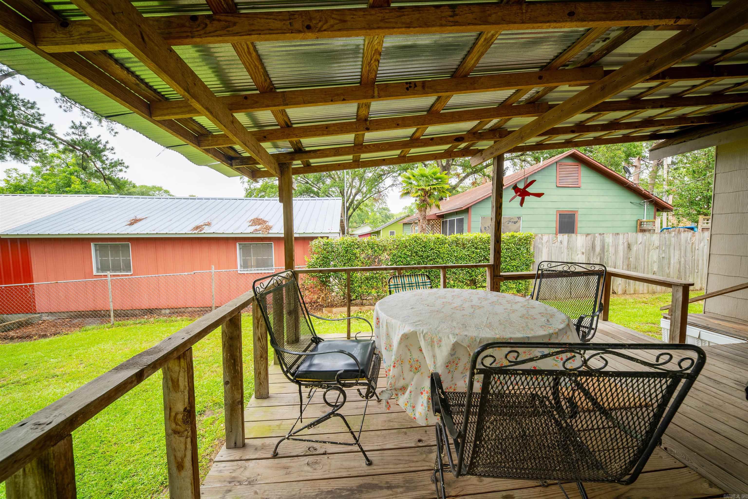 2532 Williams Street Property Photo 18